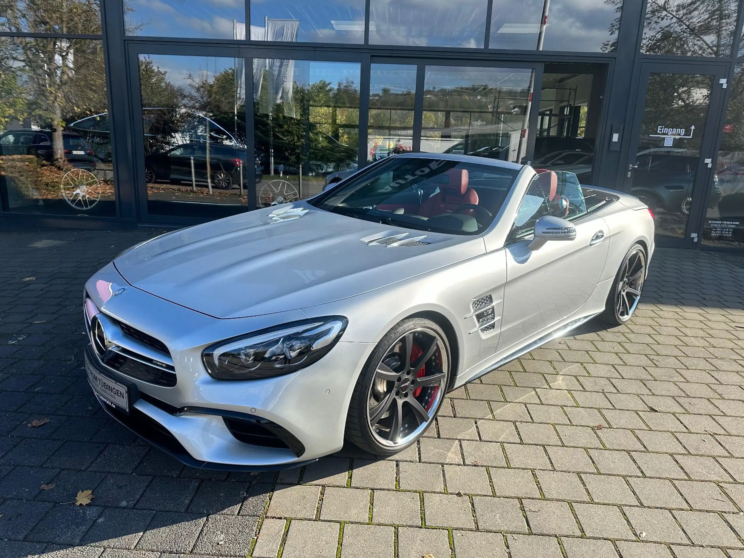 Mercedes-Benz - SL 63 AMG