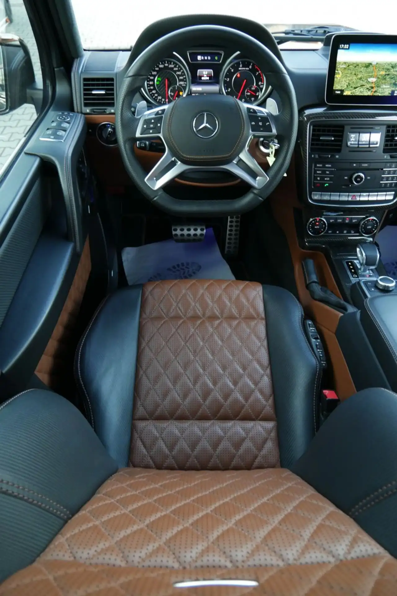 Mercedes-Benz - G 63 AMG