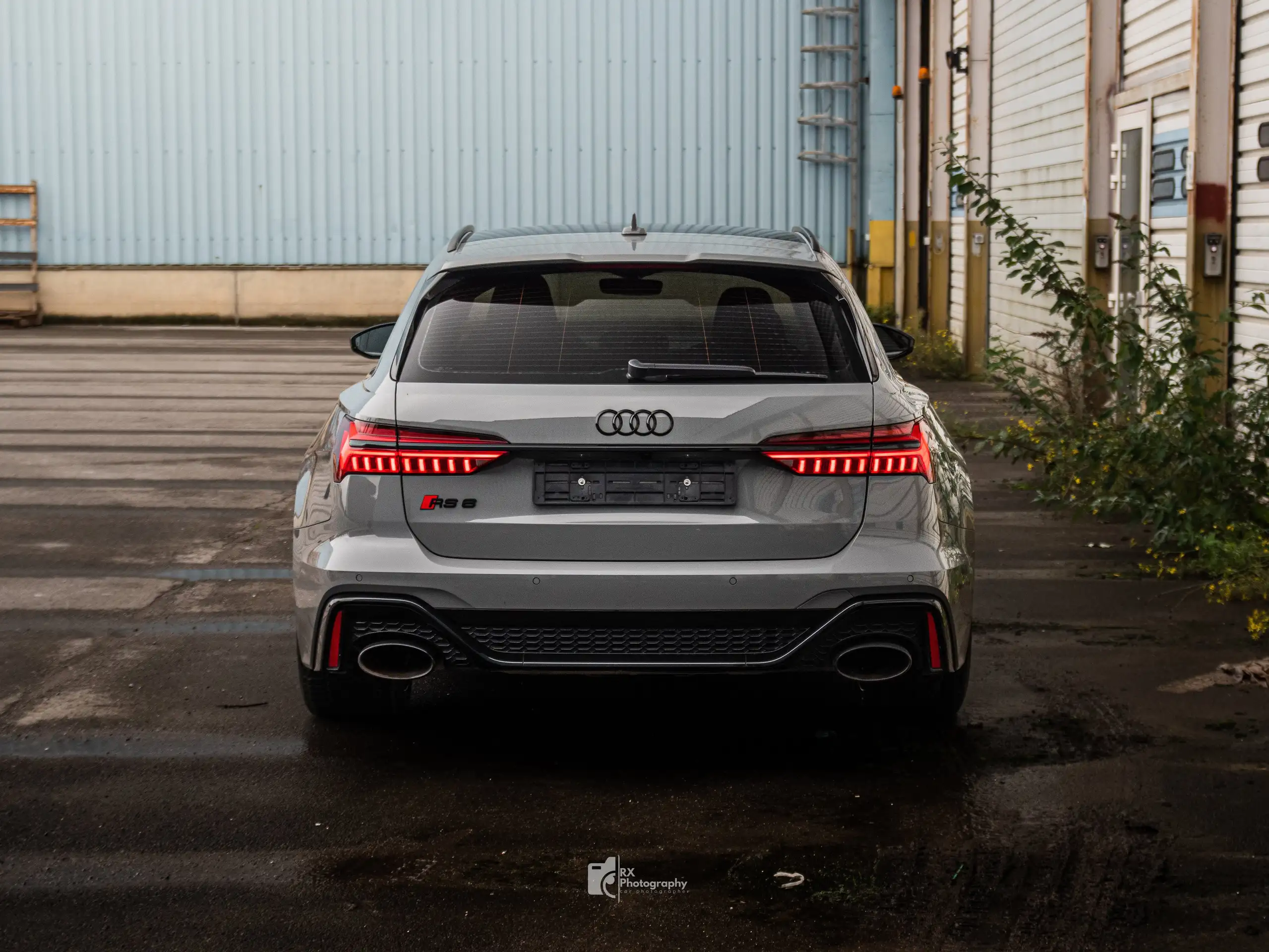 Audi - RS6