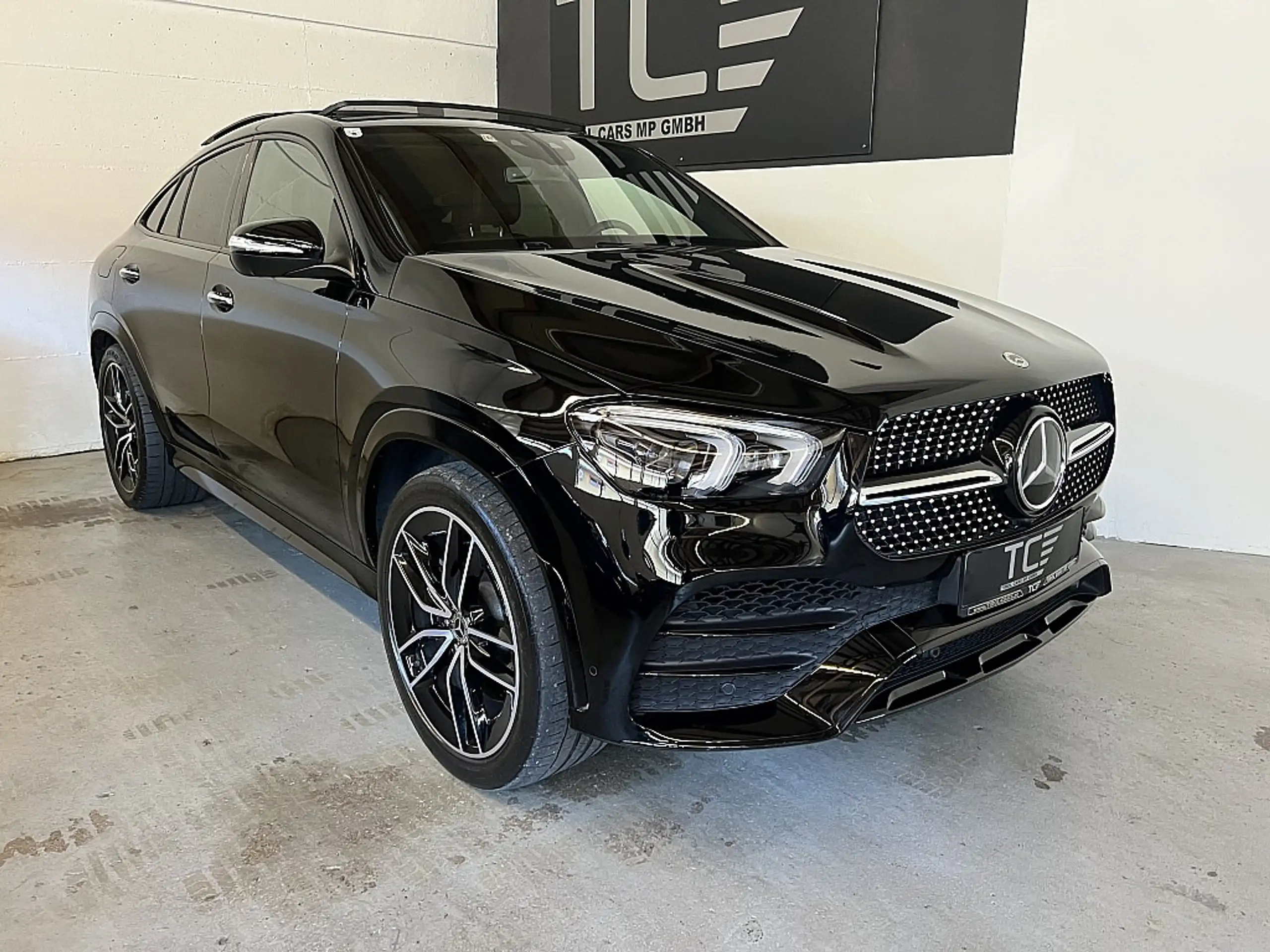 Mercedes-Benz - GLE 400