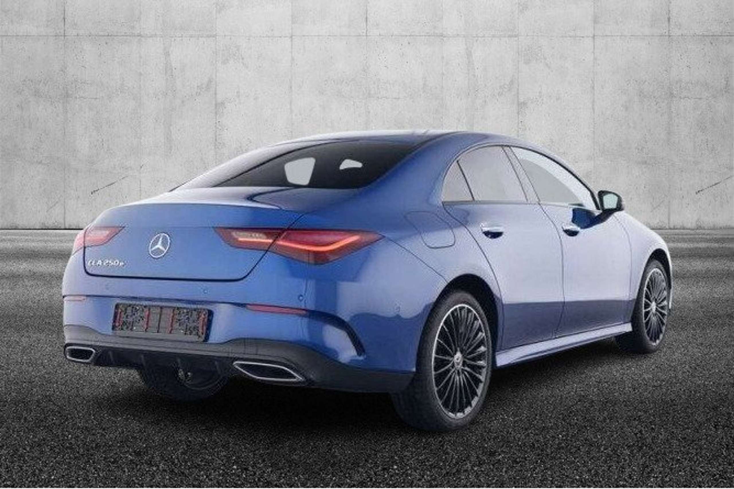 Mercedes-Benz - CLA 250