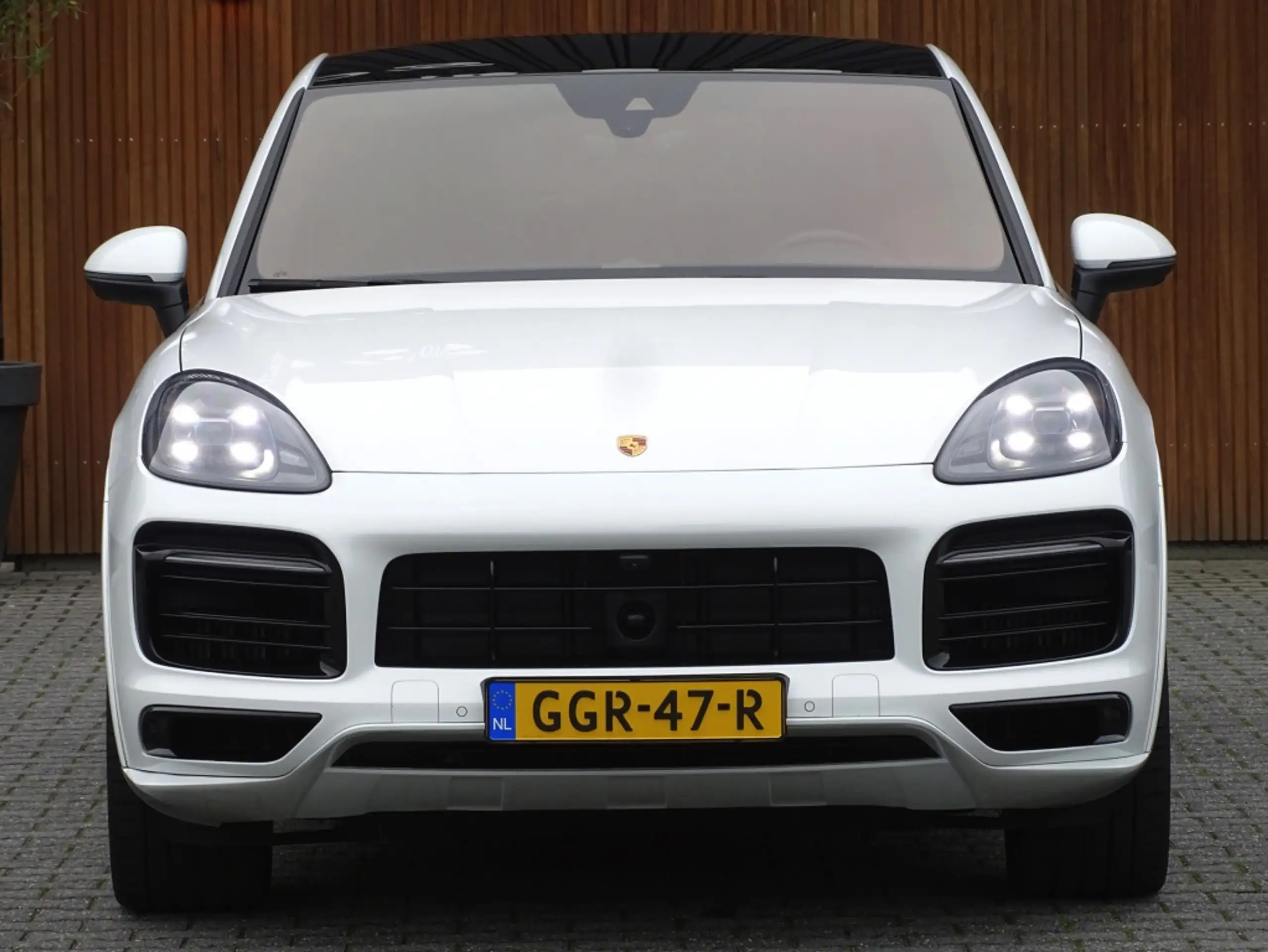 Porsche - Cayenne