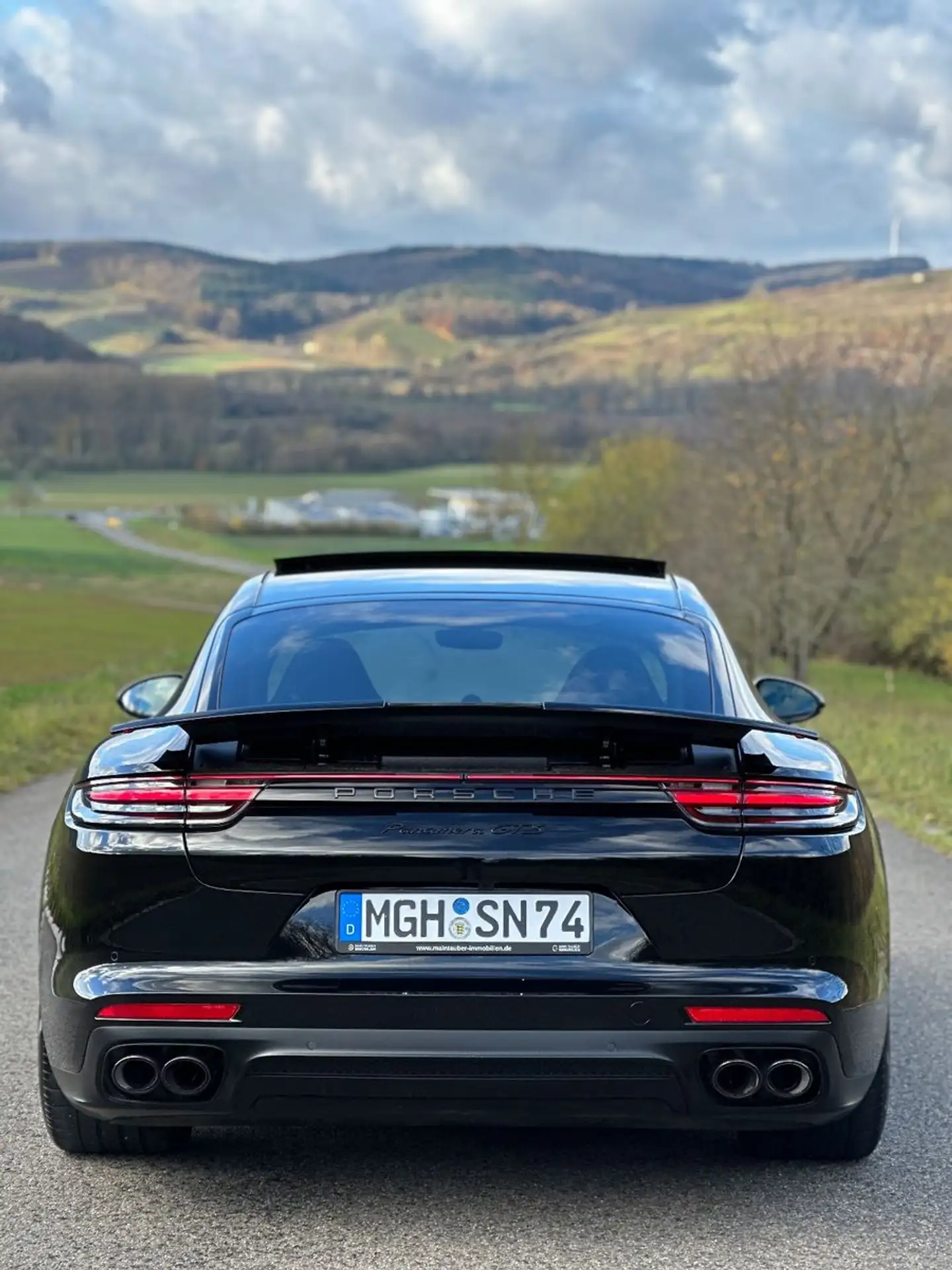 Porsche - Panamera