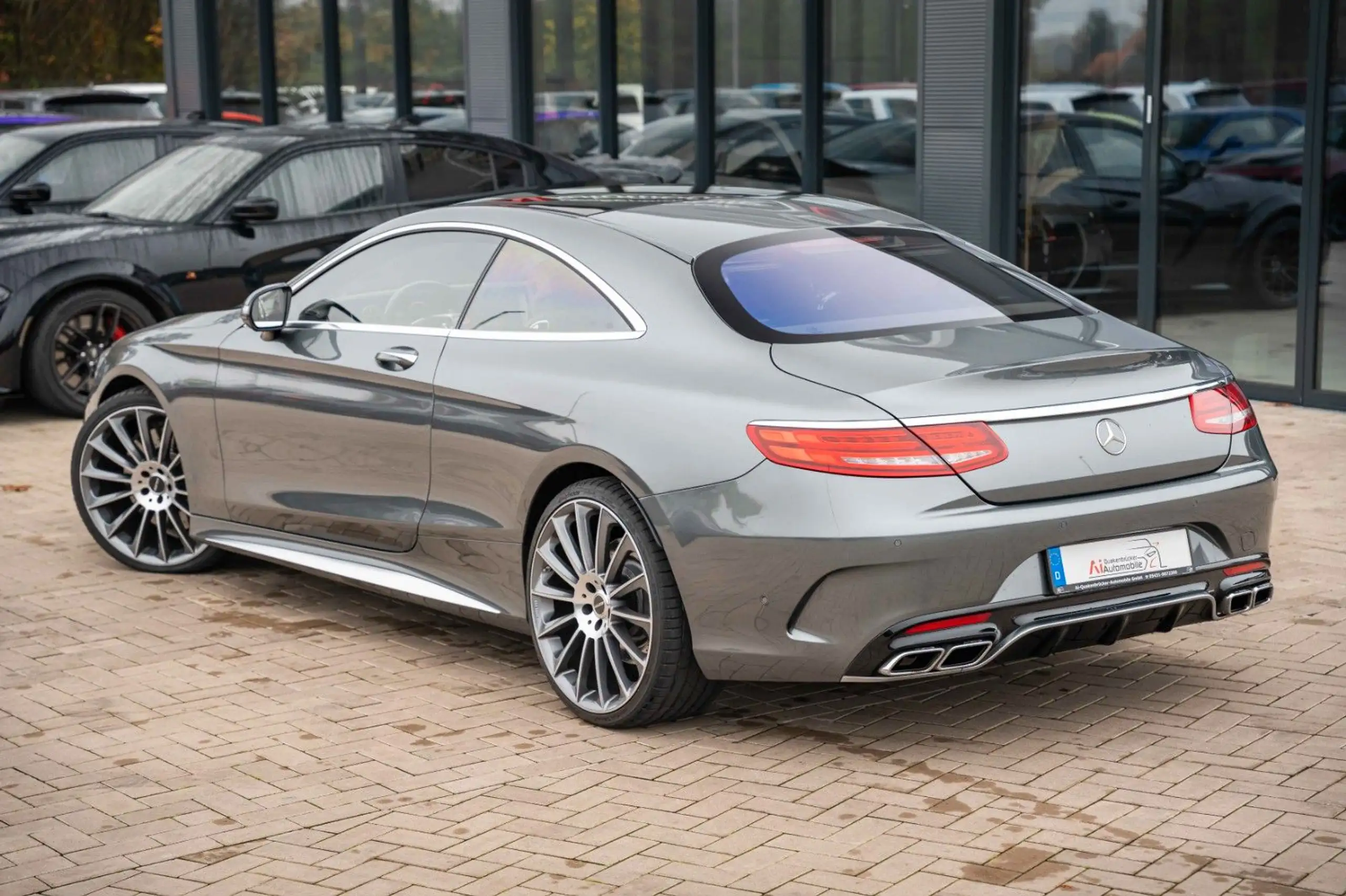 Mercedes-Benz - S 63 AMG