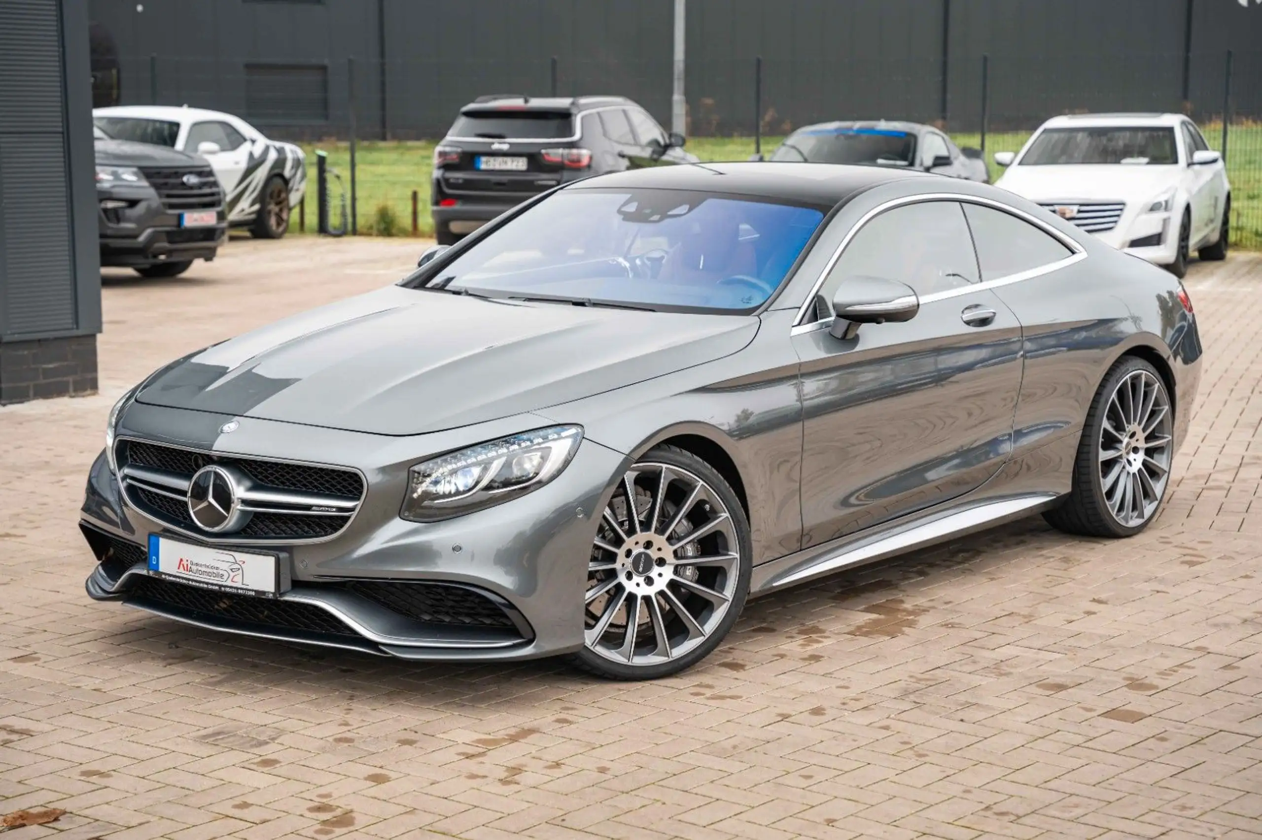 Mercedes-Benz - S 63 AMG