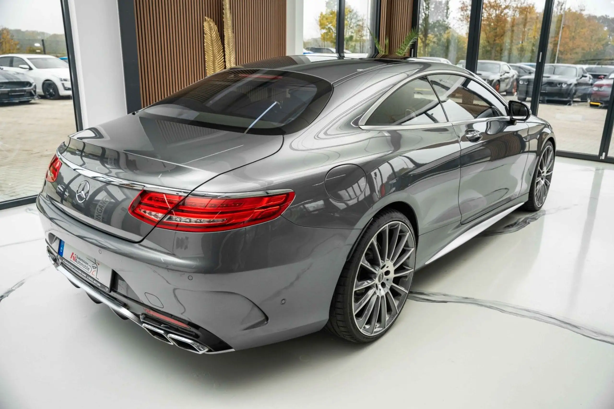 Mercedes-Benz - S 63 AMG