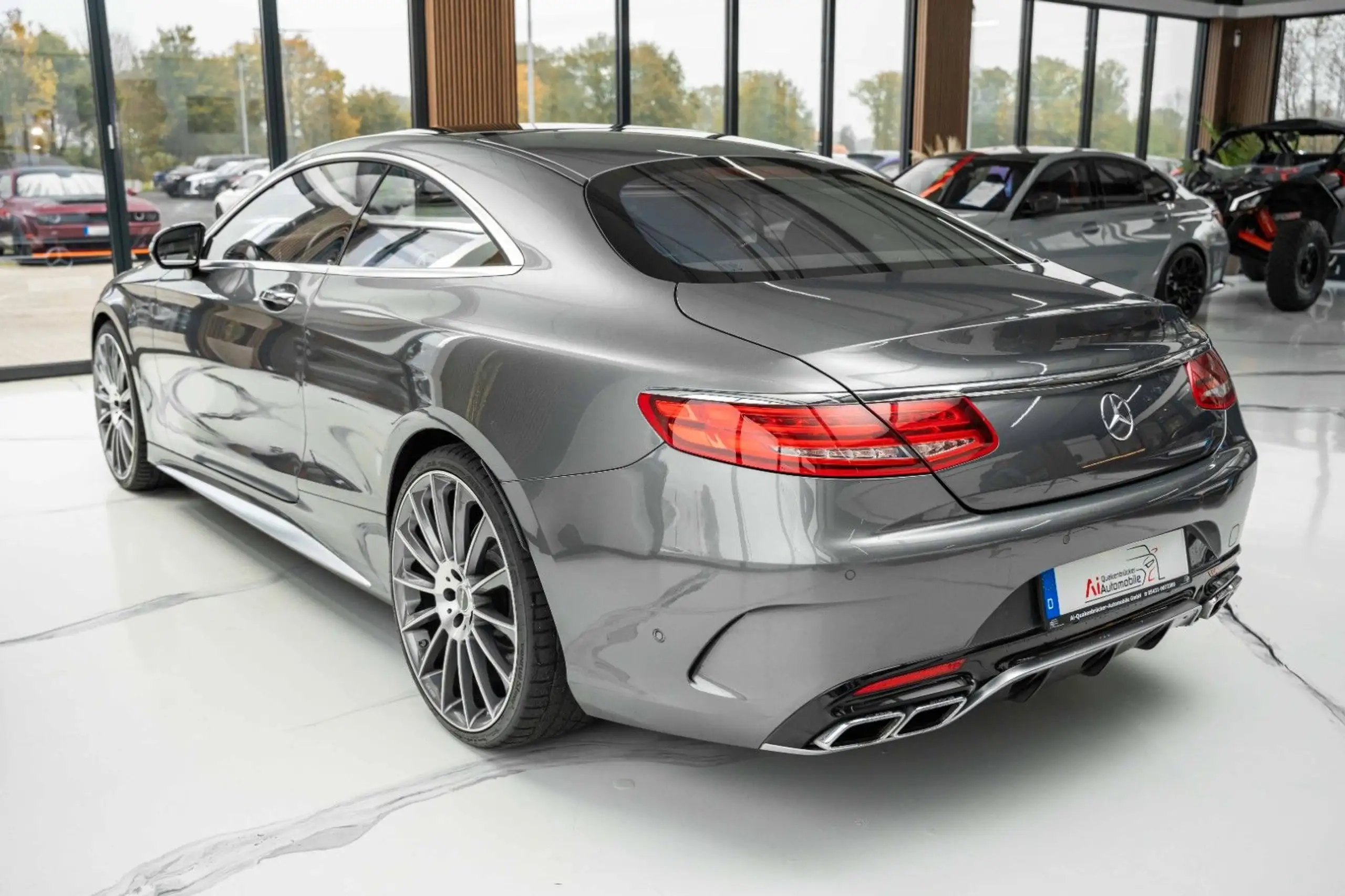 Mercedes-Benz - S 63 AMG