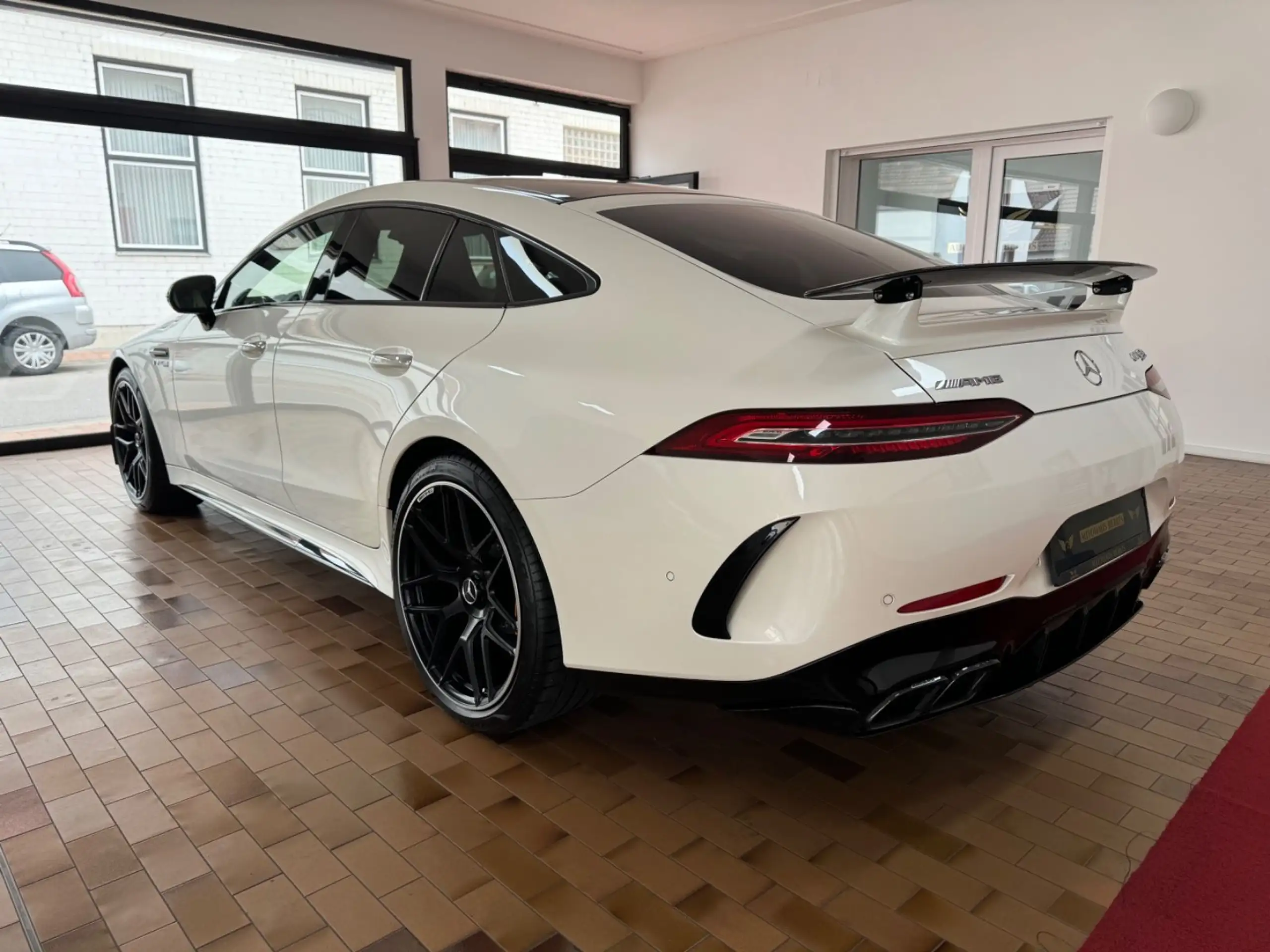 Mercedes-Benz - AMG GT