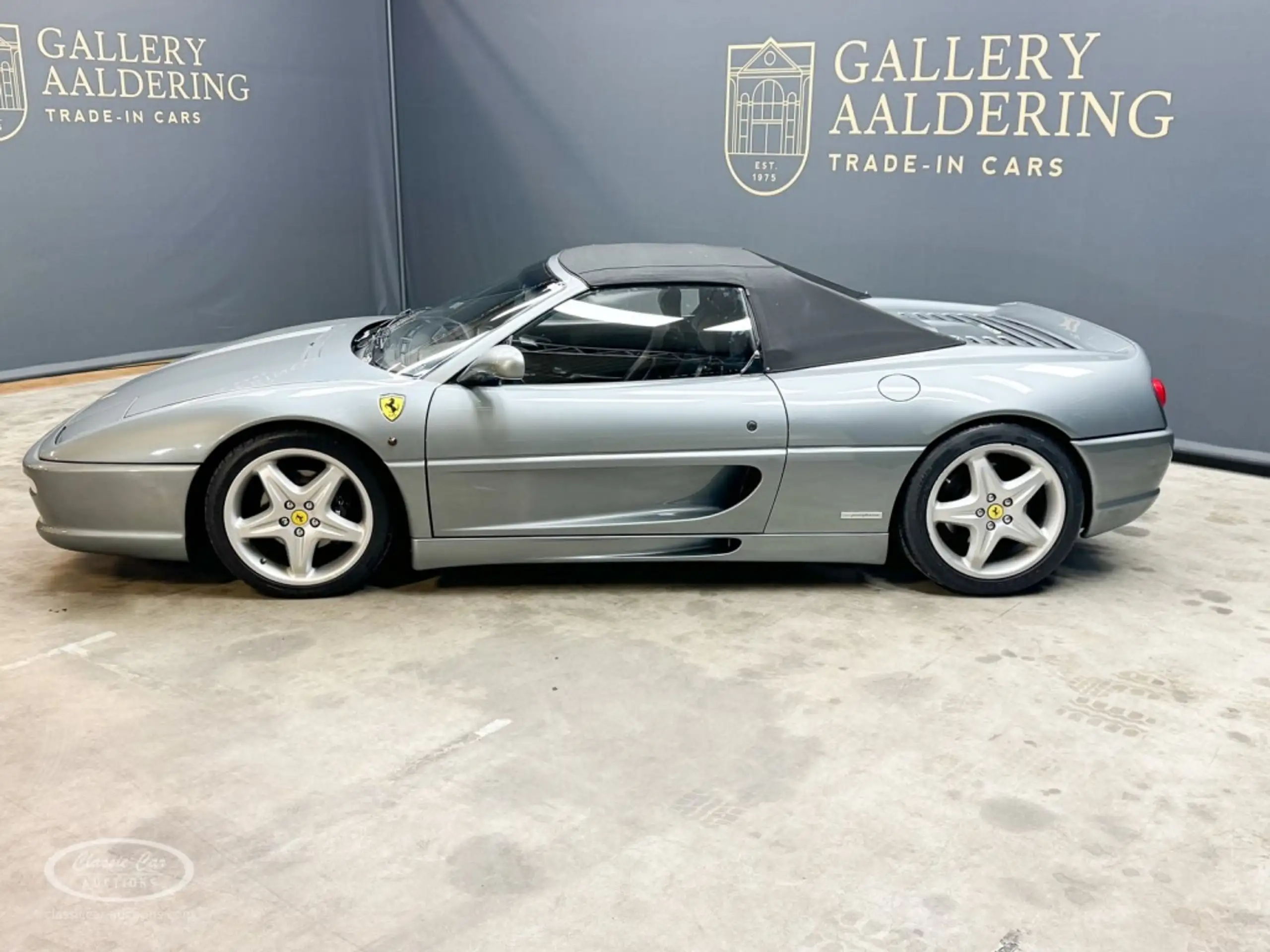 Ferrari - F355