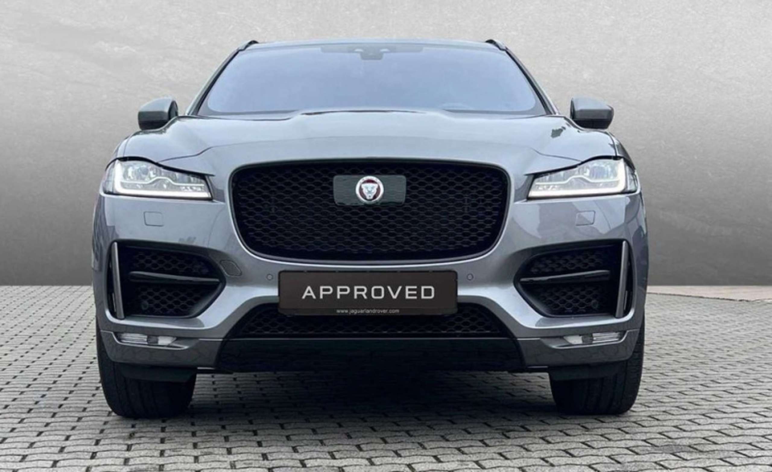 Jaguar - F-Pace