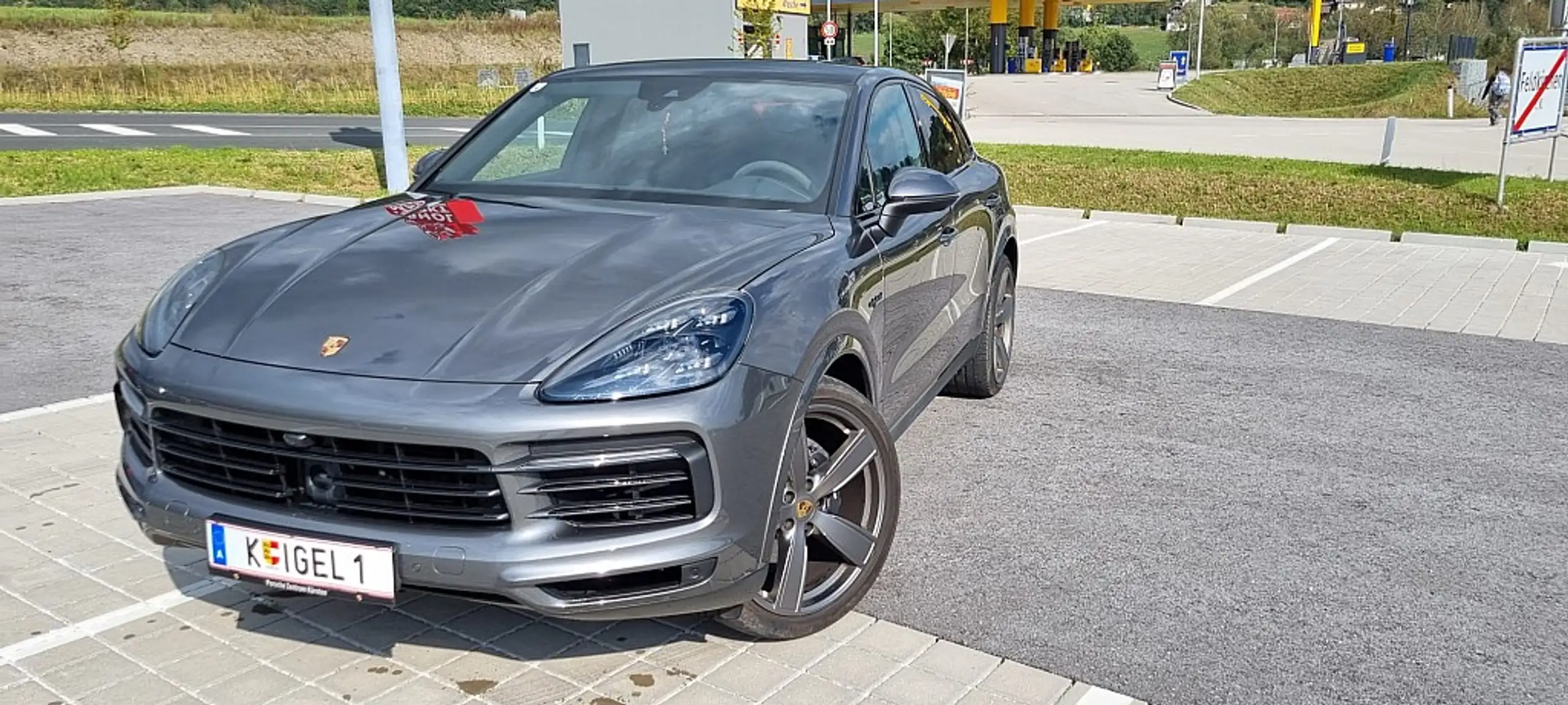 Porsche - Cayenne