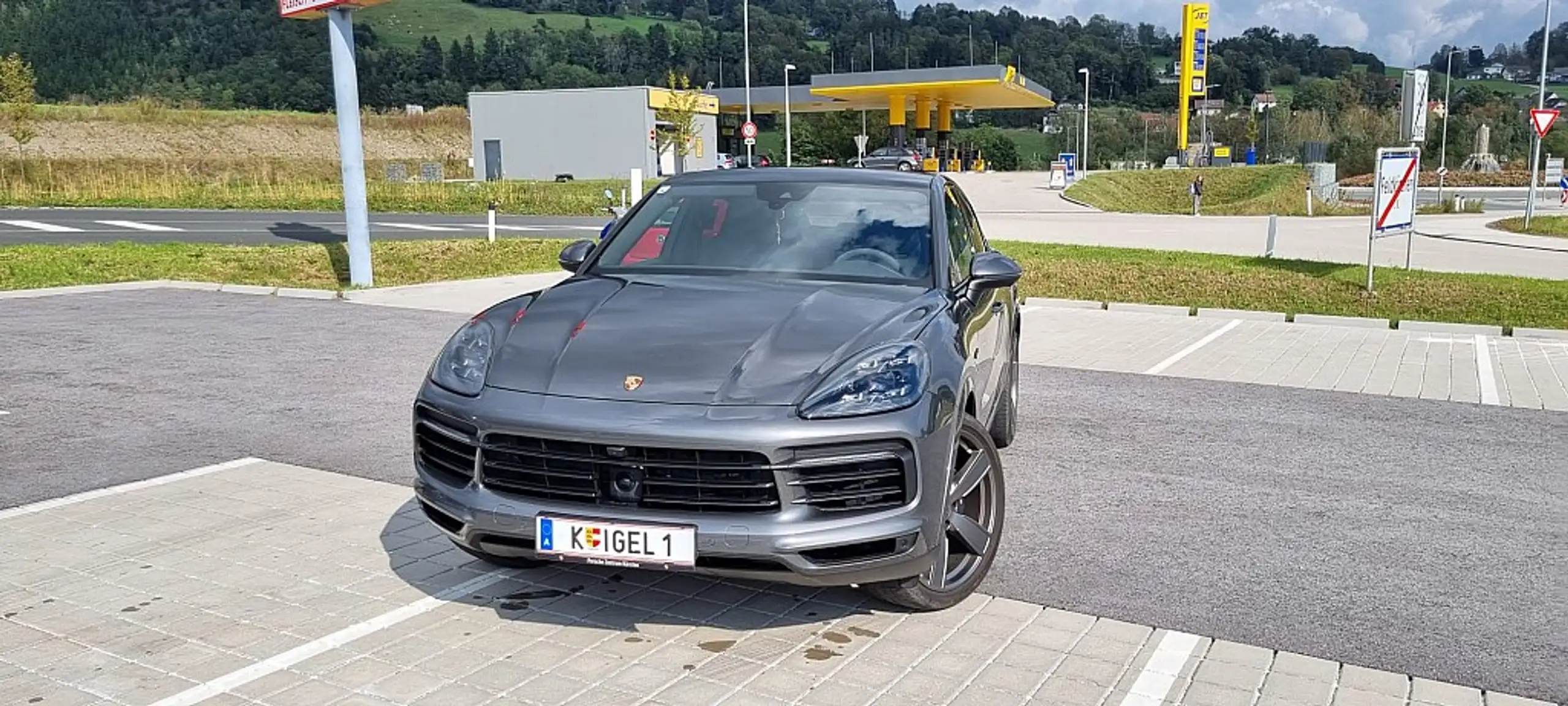 Porsche - Cayenne