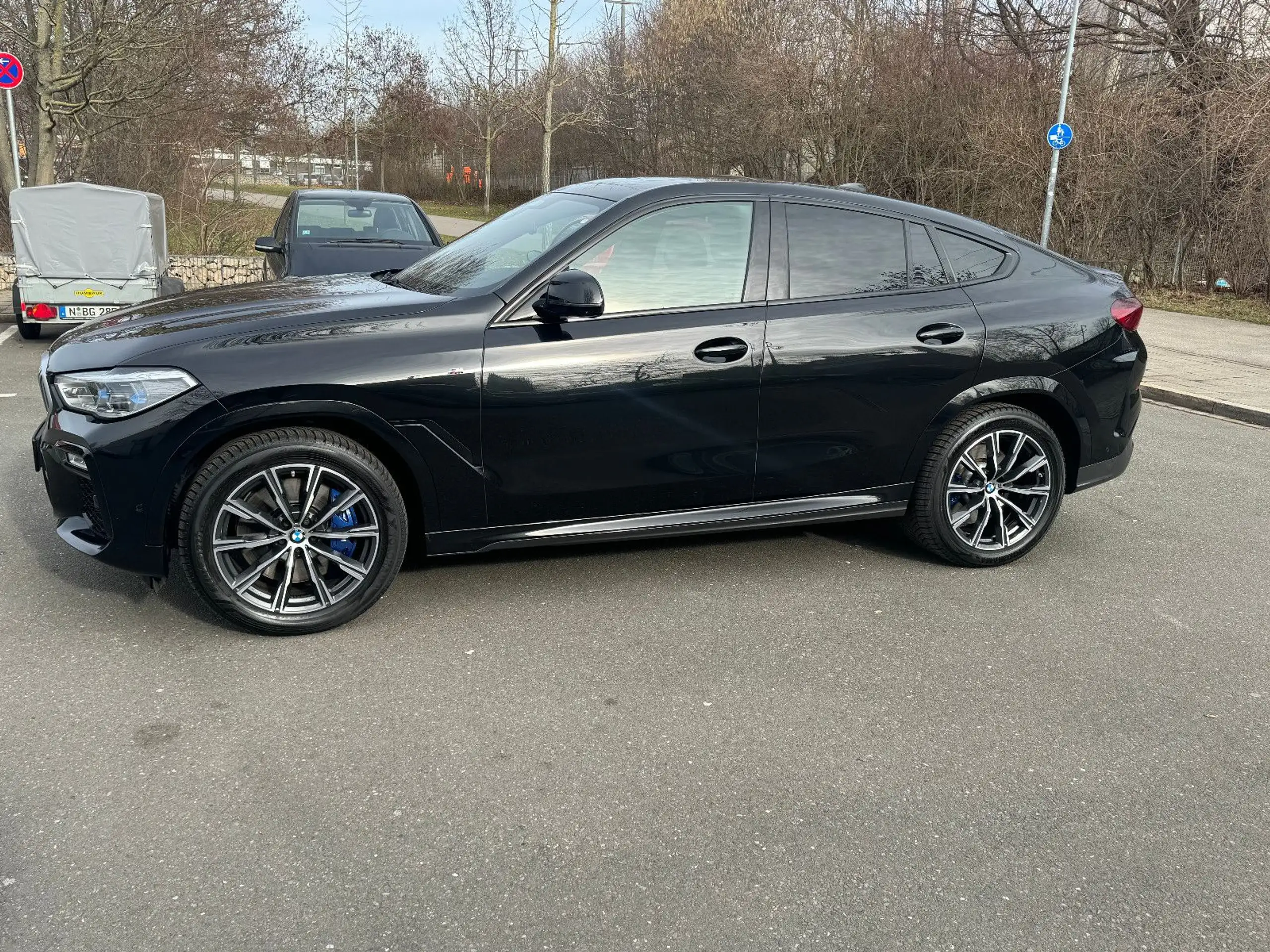 BMW - X6