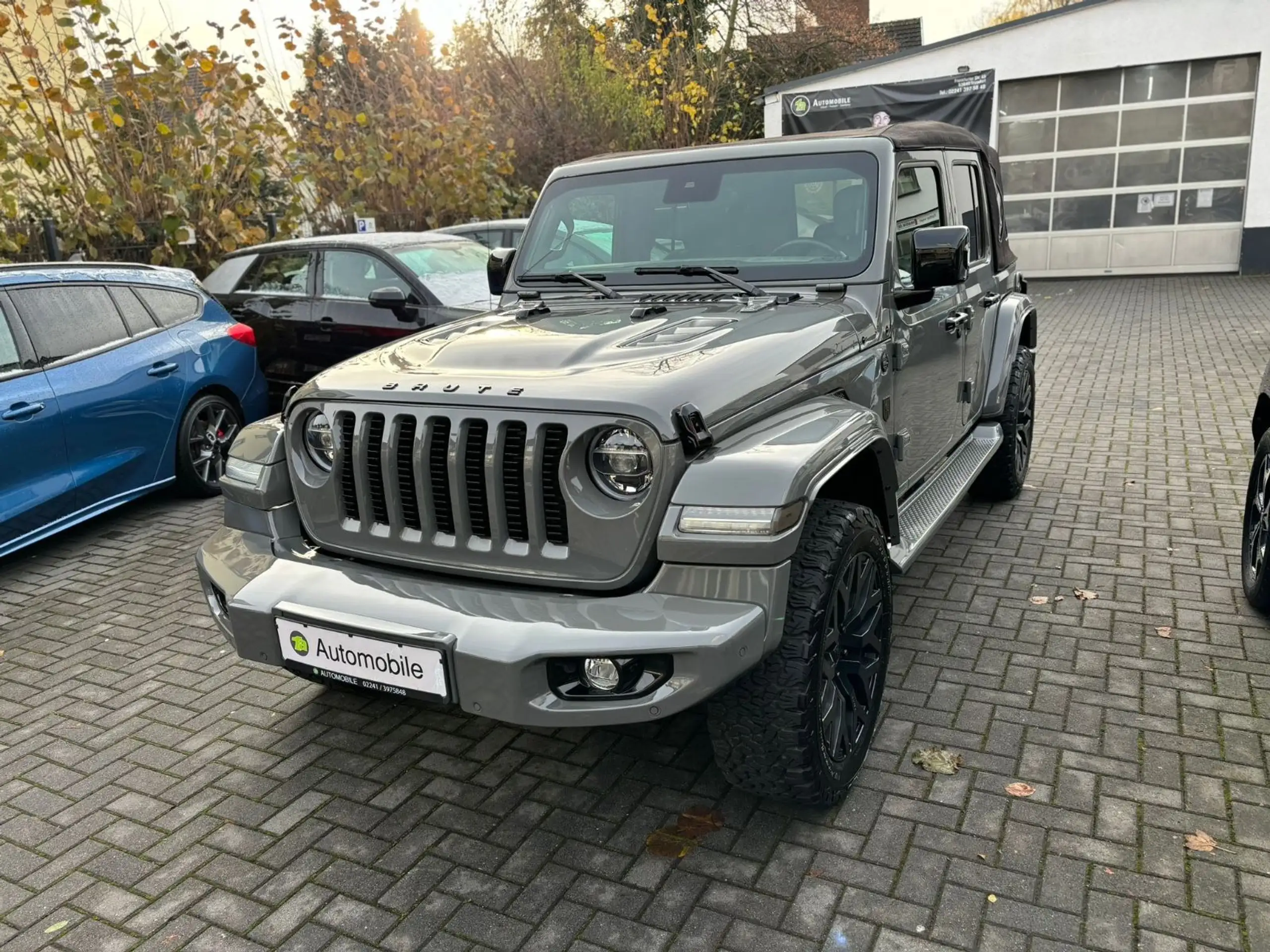 Jeep - Wrangler