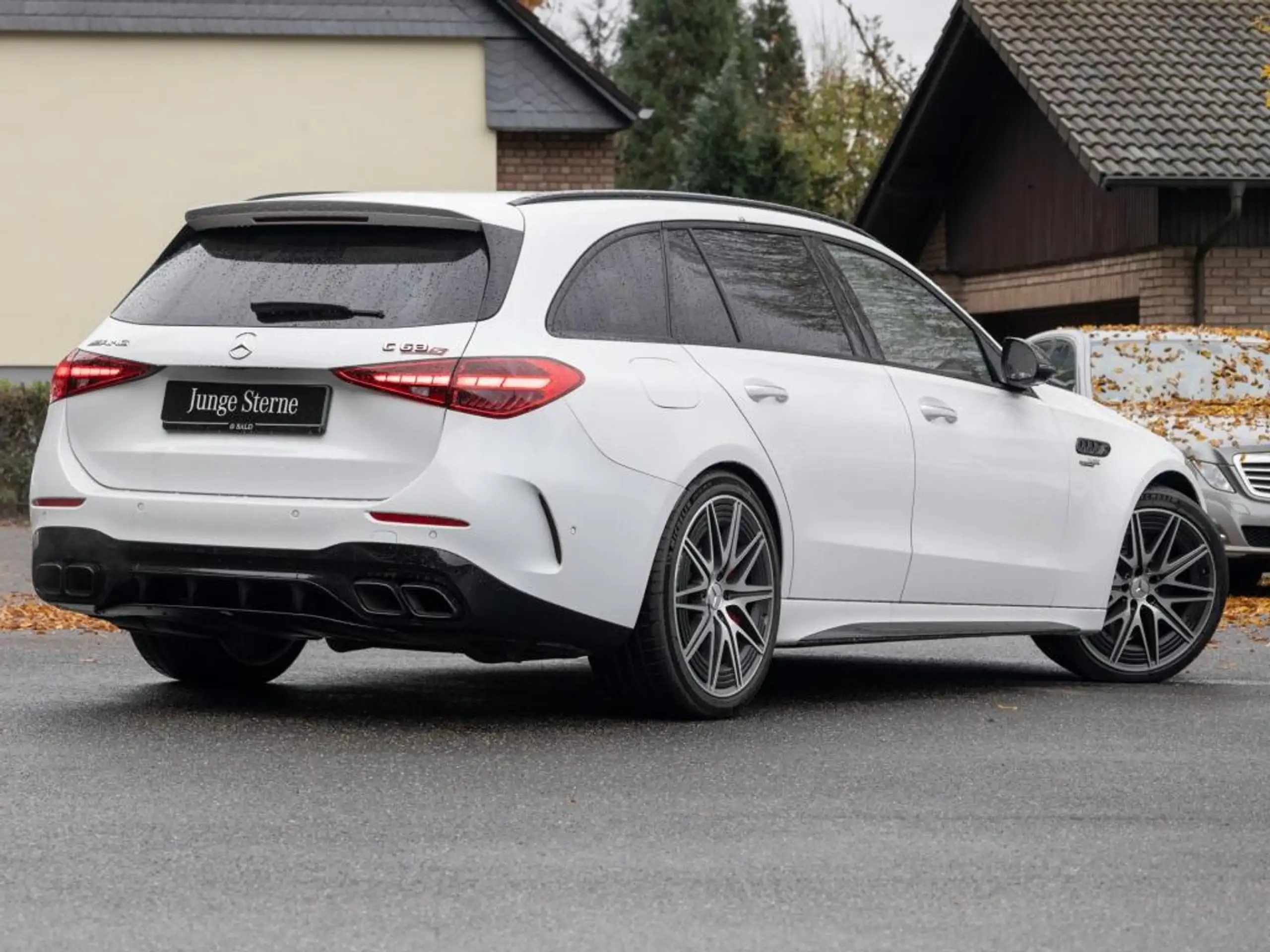 Mercedes-Benz - C 63 AMG