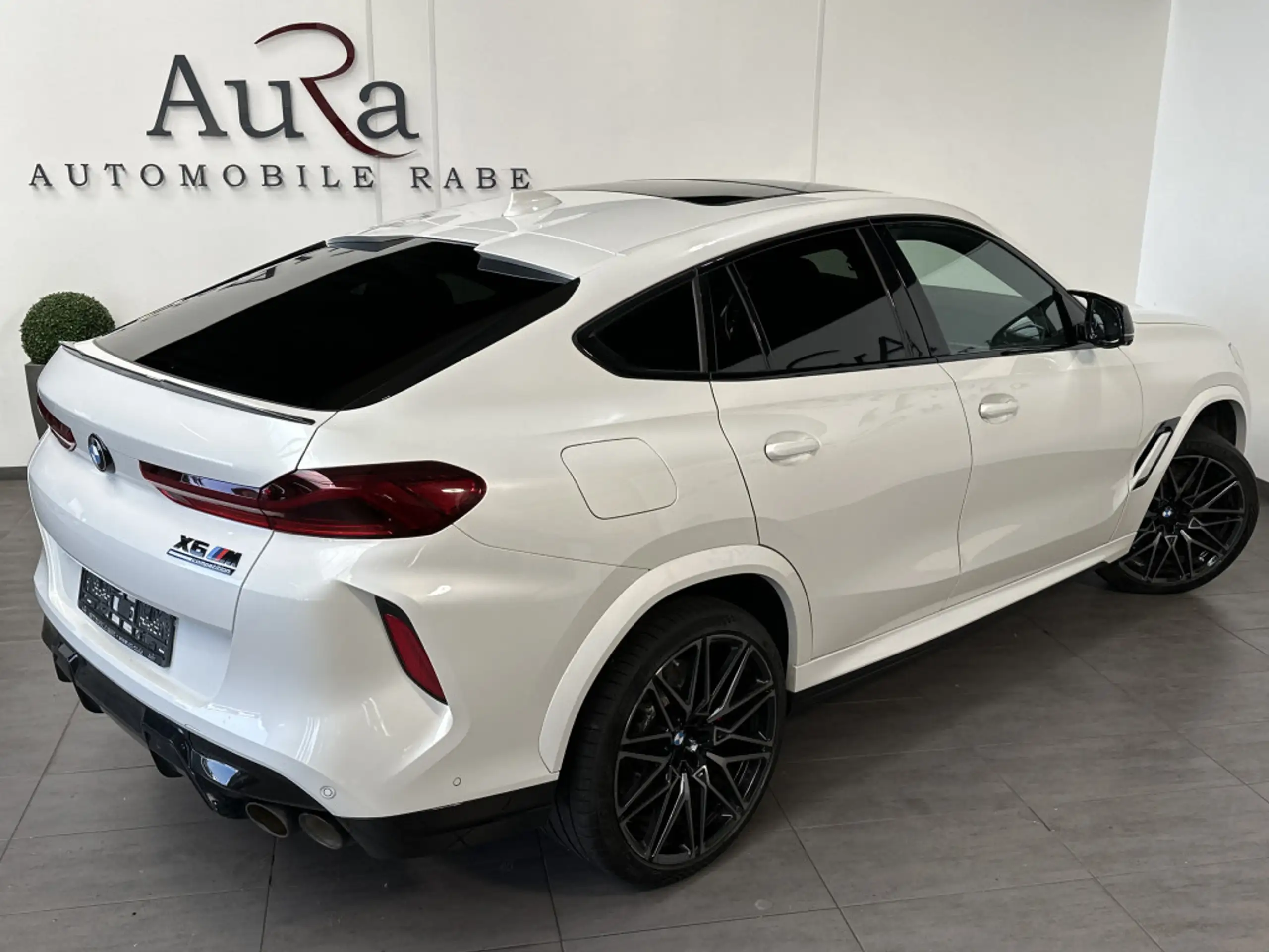 BMW - X6 M