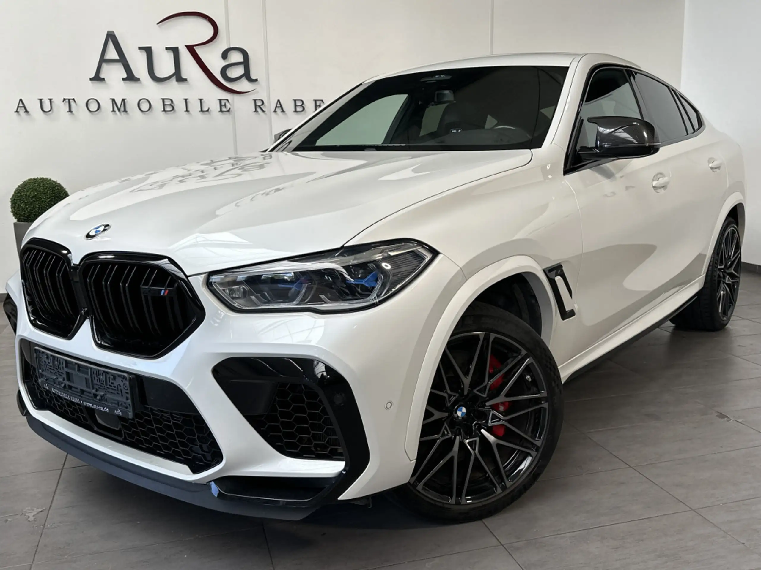 BMW - X6 M