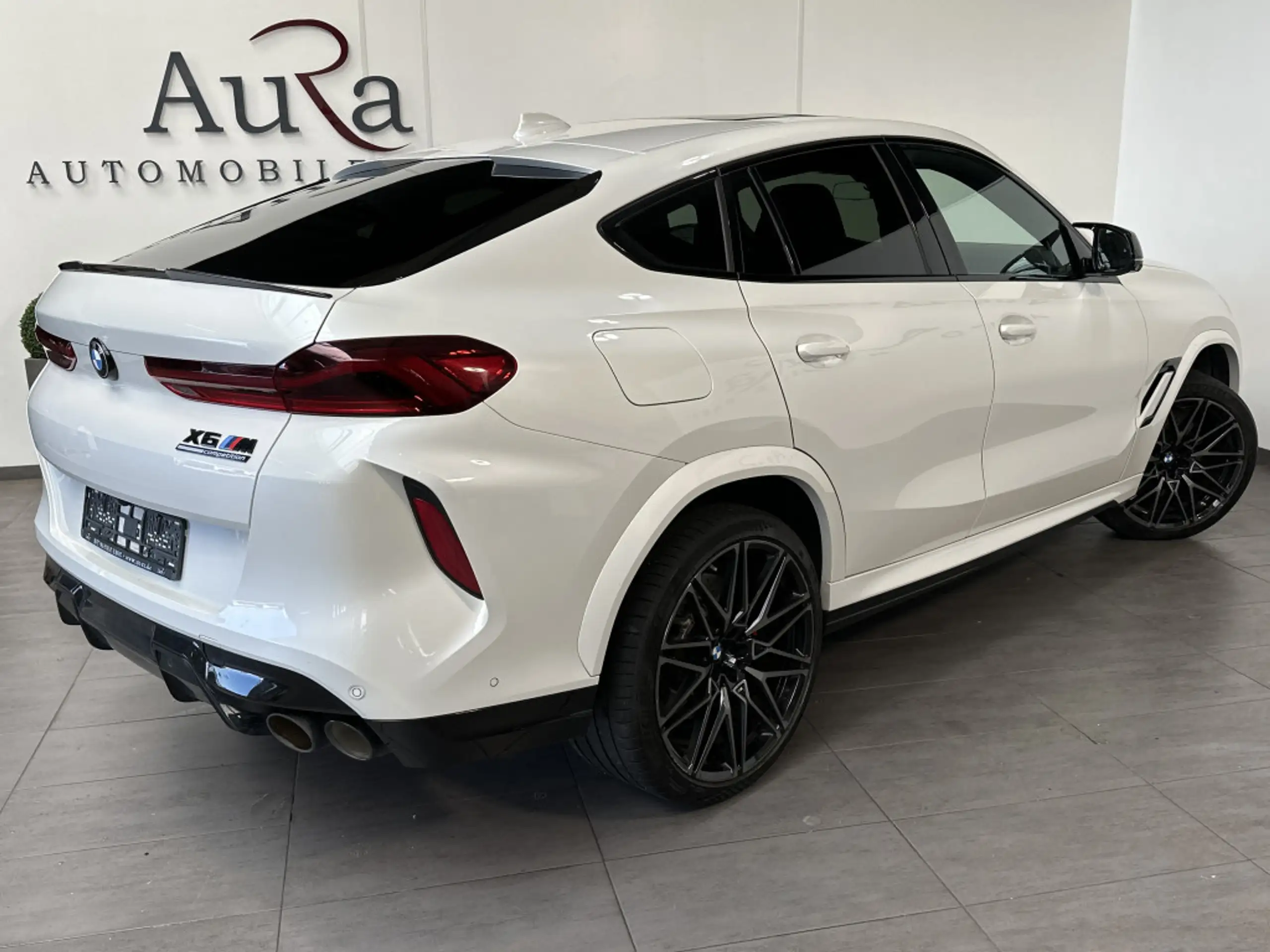 BMW - X6 M