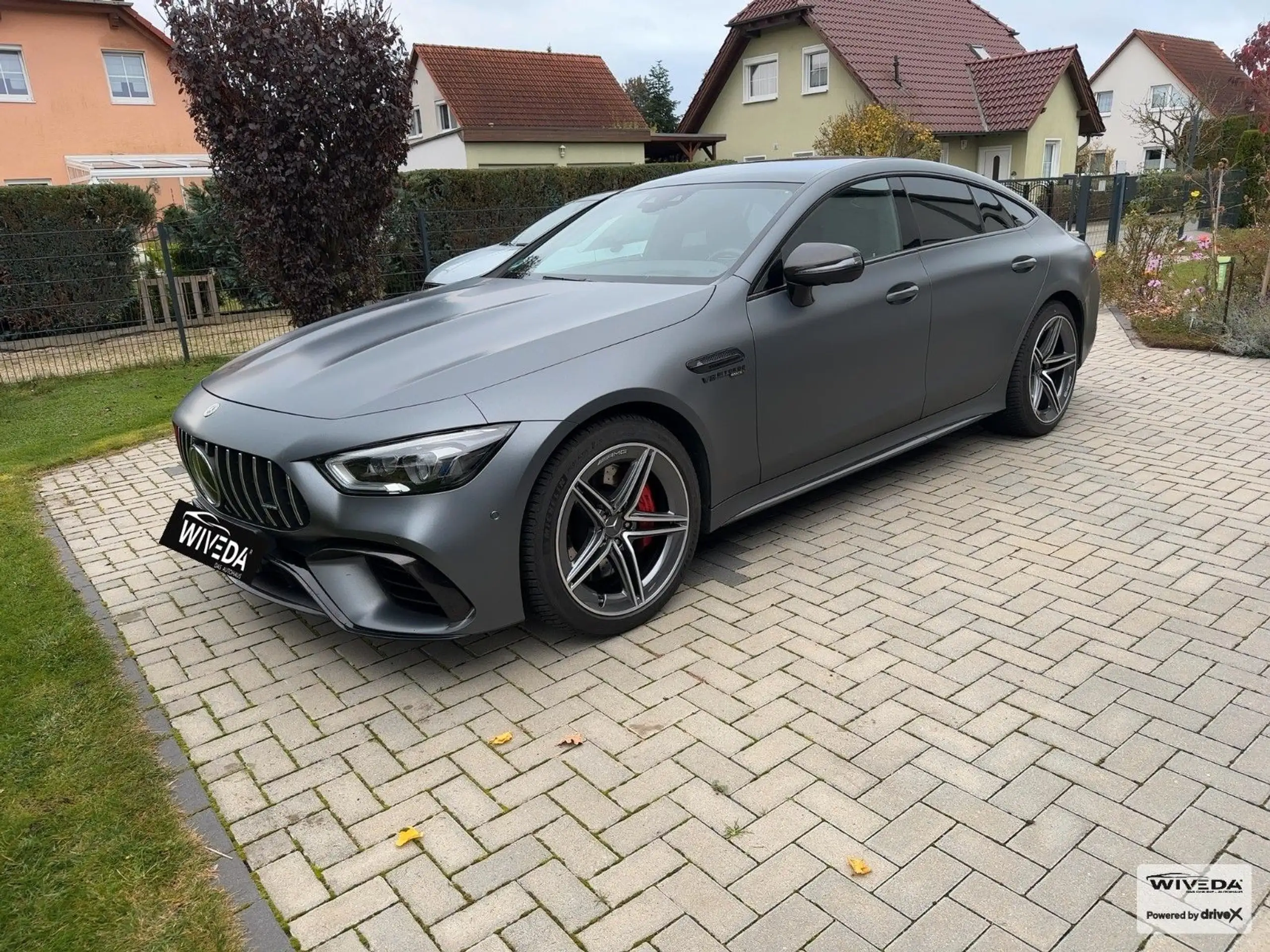 Mercedes-Benz - AMG GT