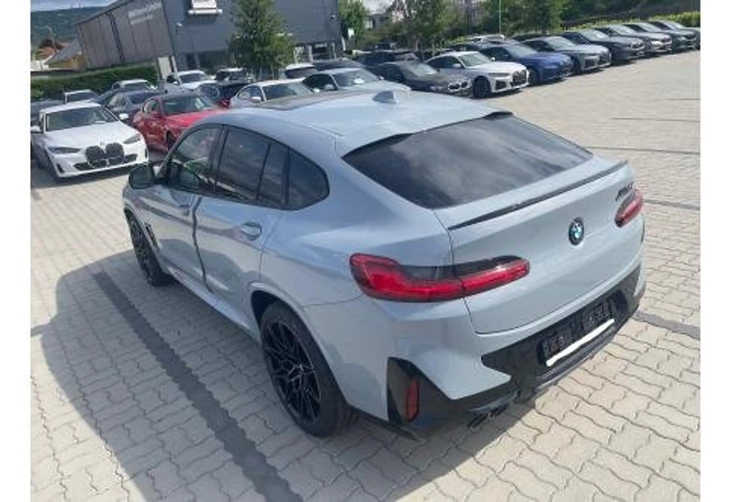 BMW - X4 M