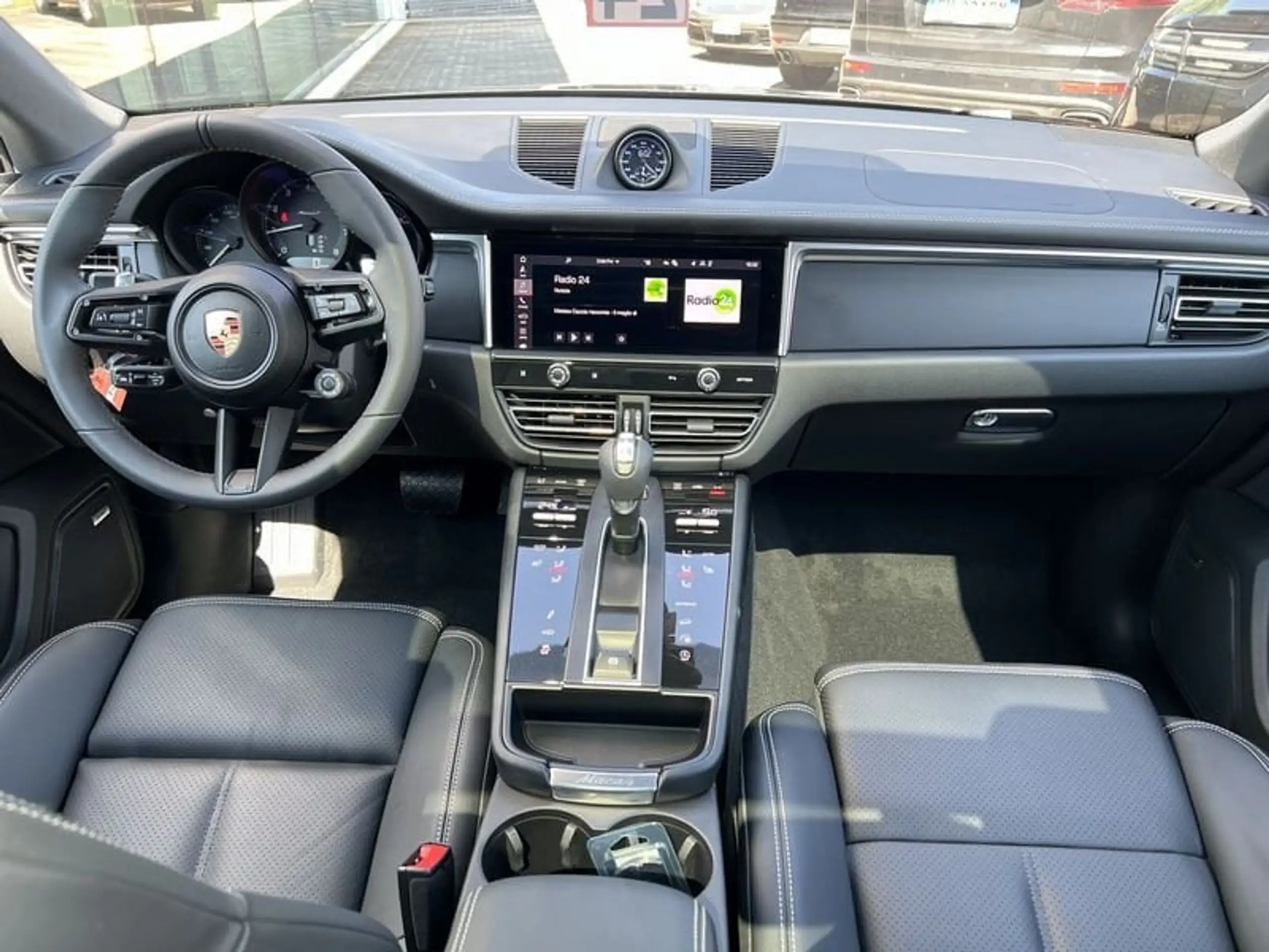 Porsche - Macan