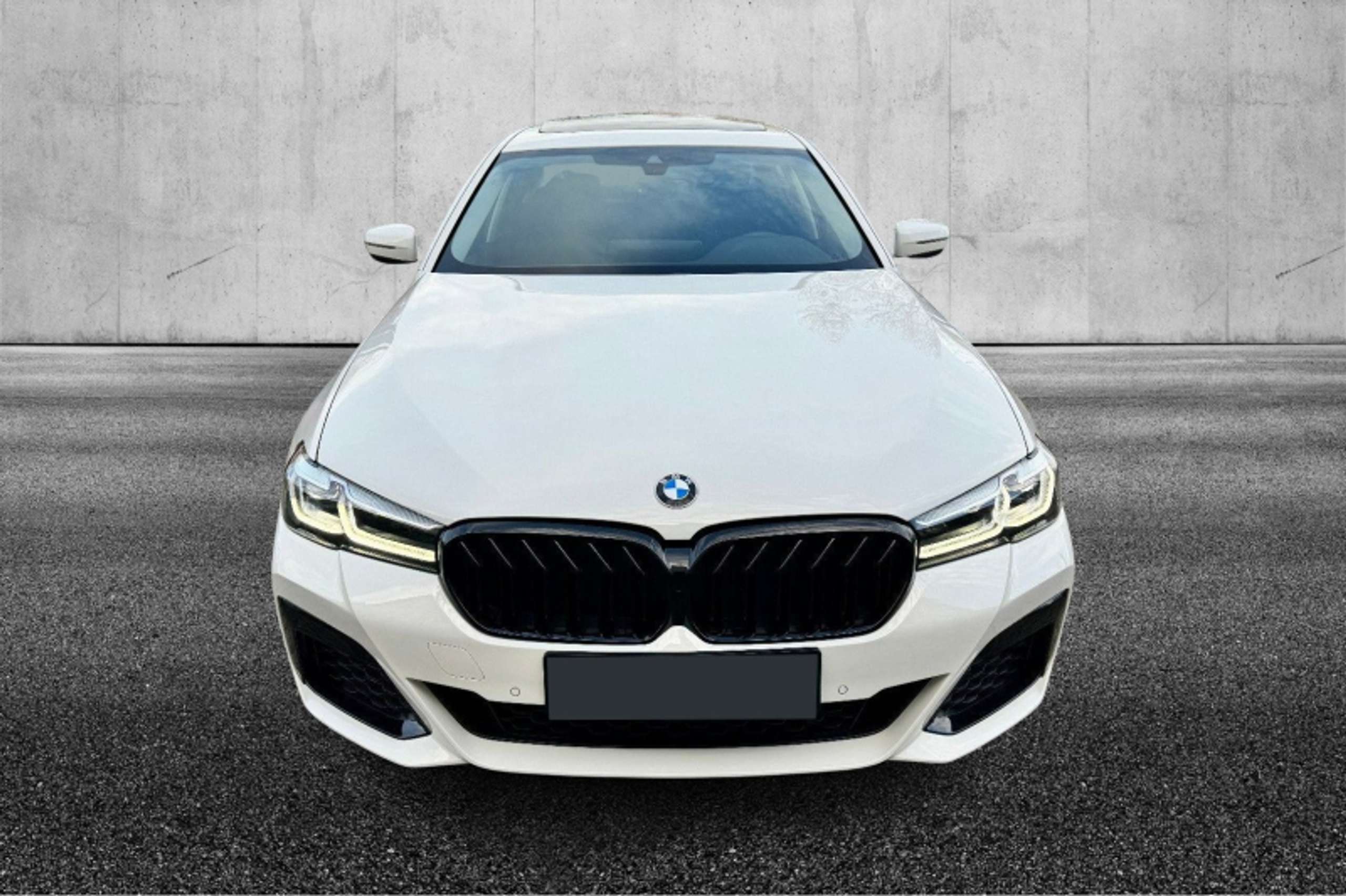 BMW - 520