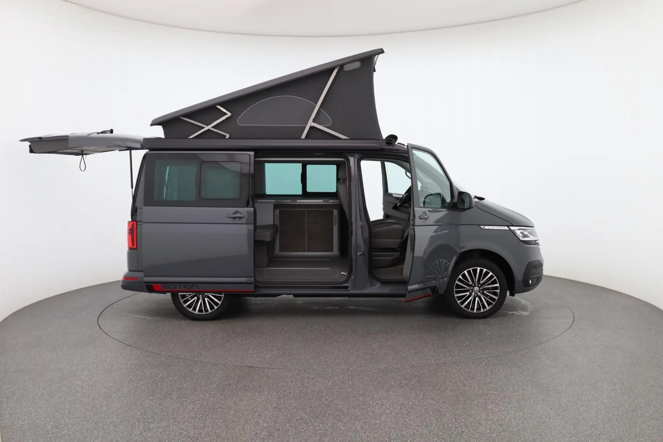 Volkswagen - T6.1 California