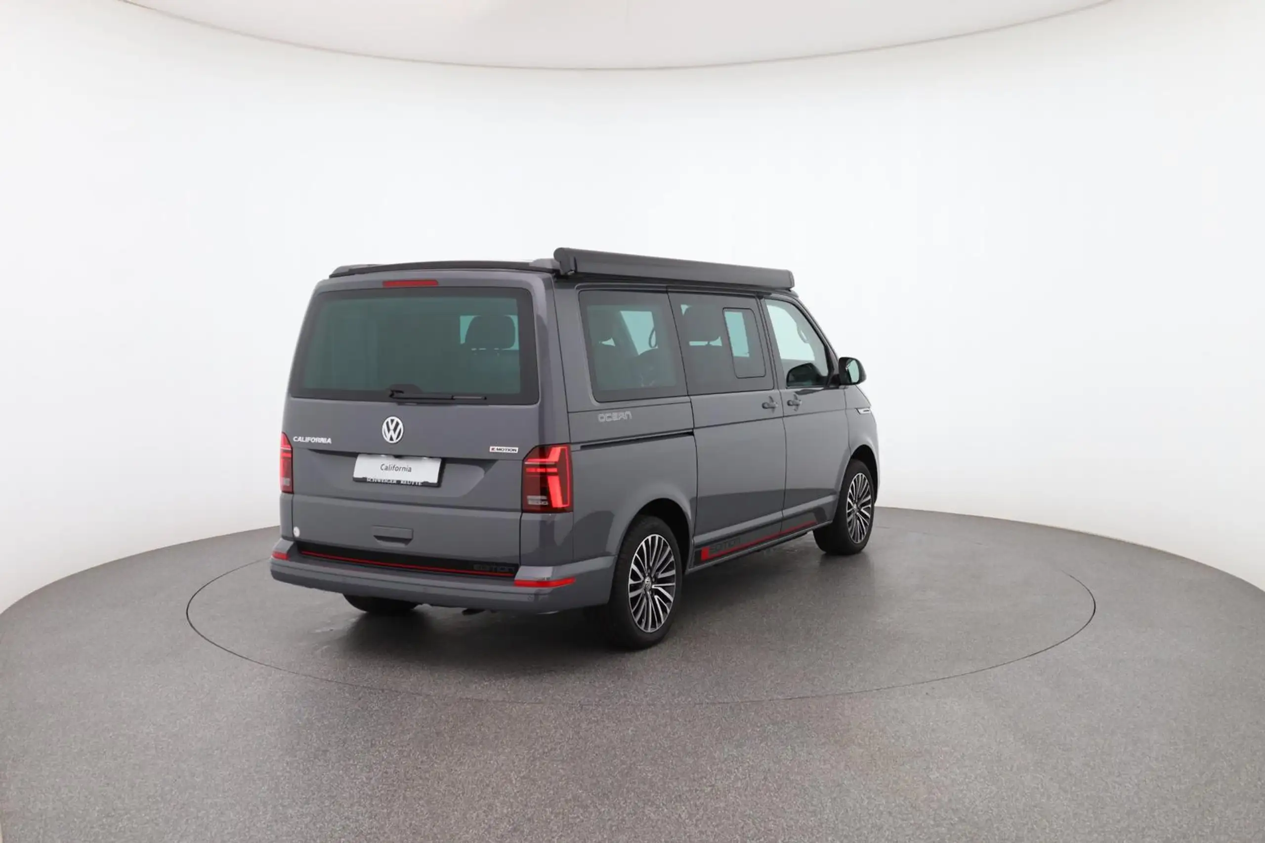 Volkswagen - T6.1 California