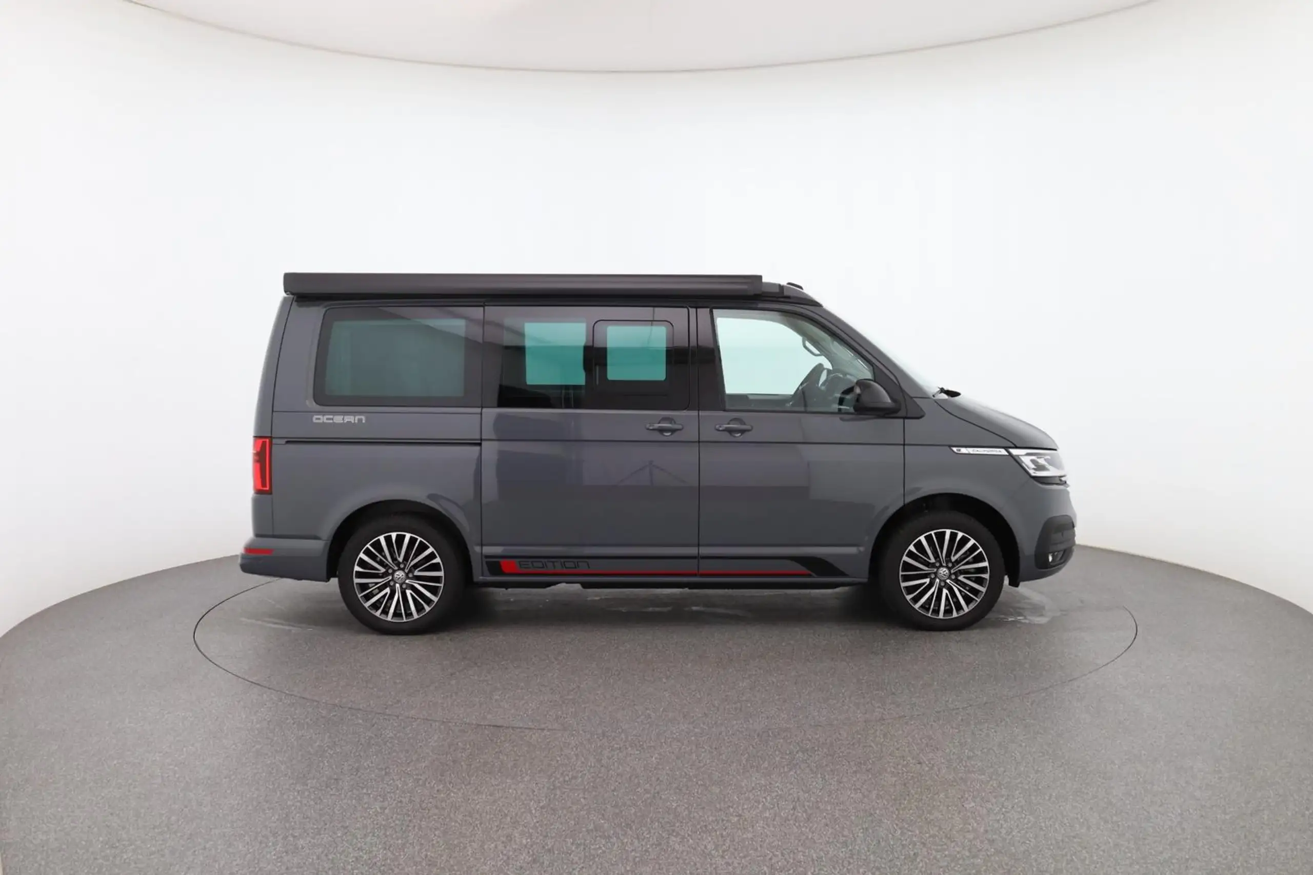 Volkswagen - T6.1 California