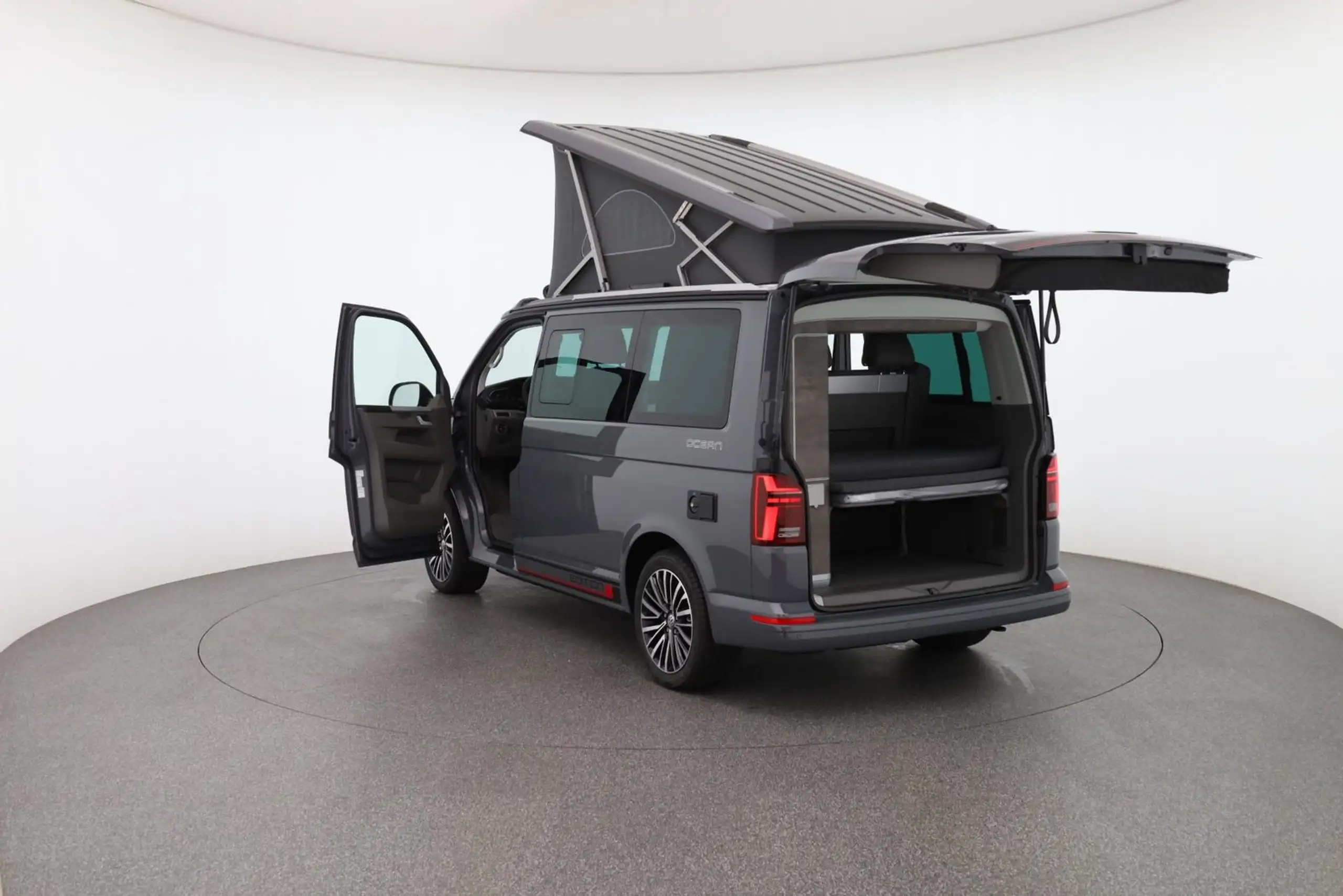 Volkswagen - T6.1 California