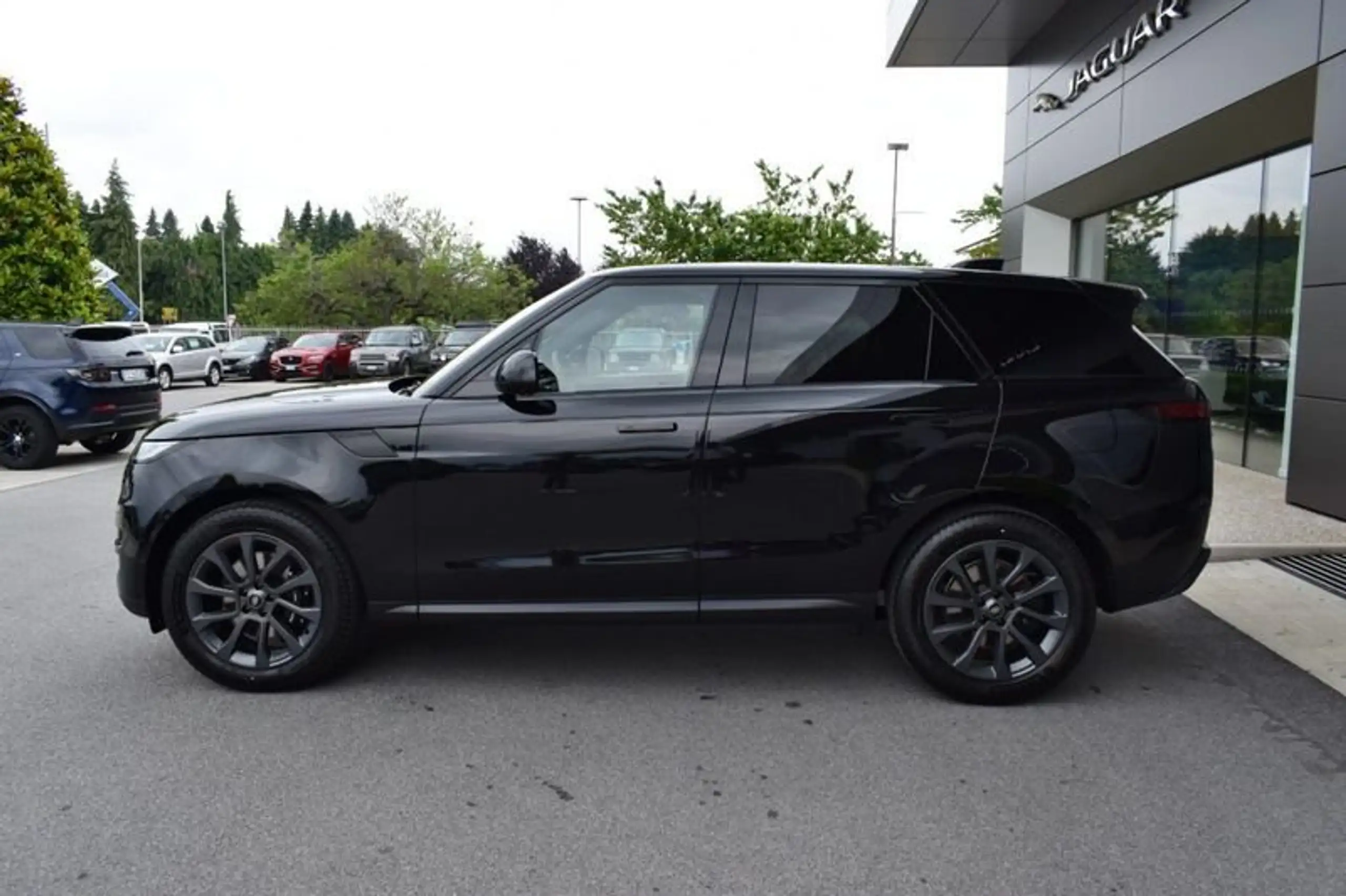 Land Rover - Range Rover Sport