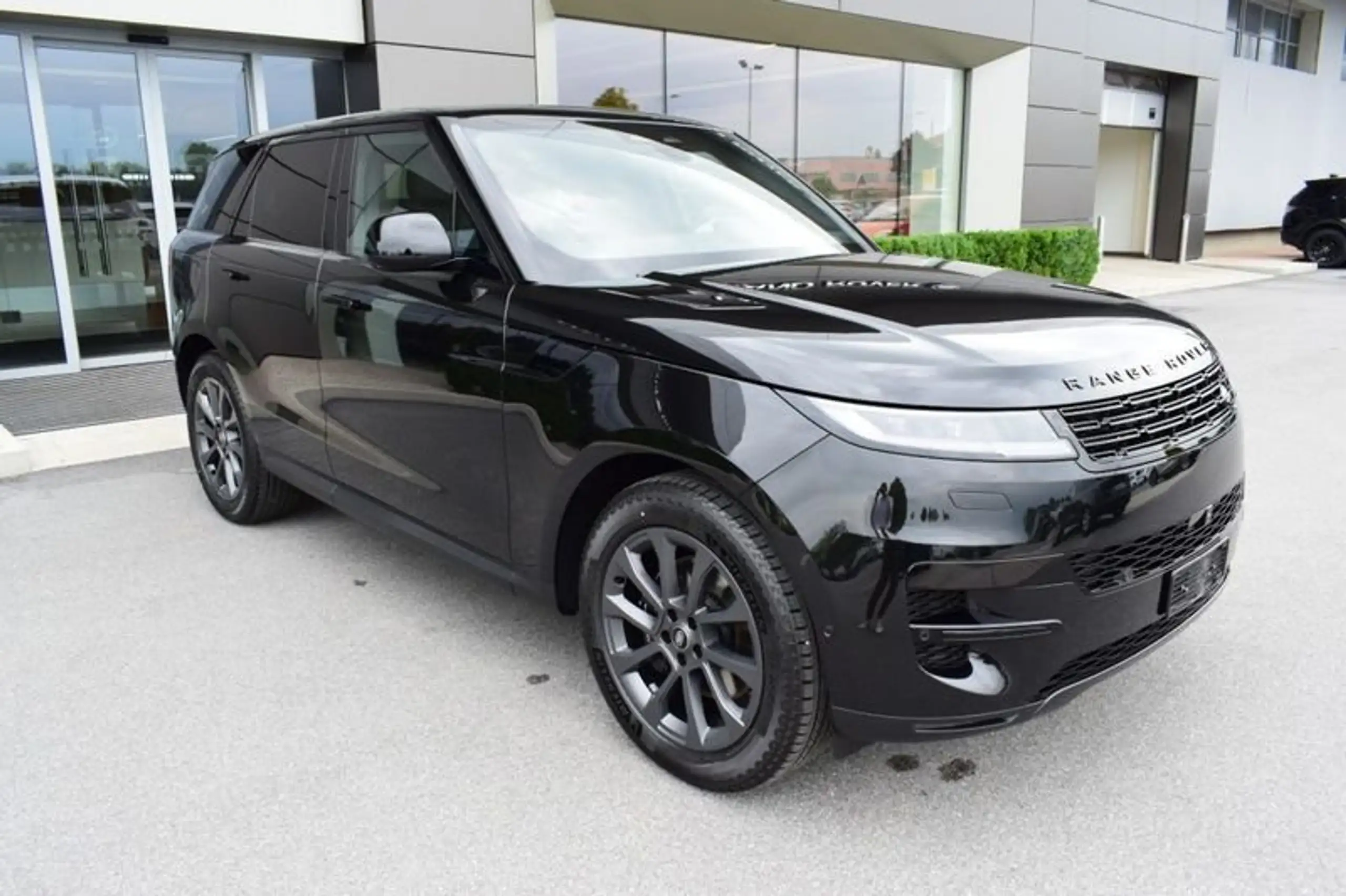 Land Rover - Range Rover Sport