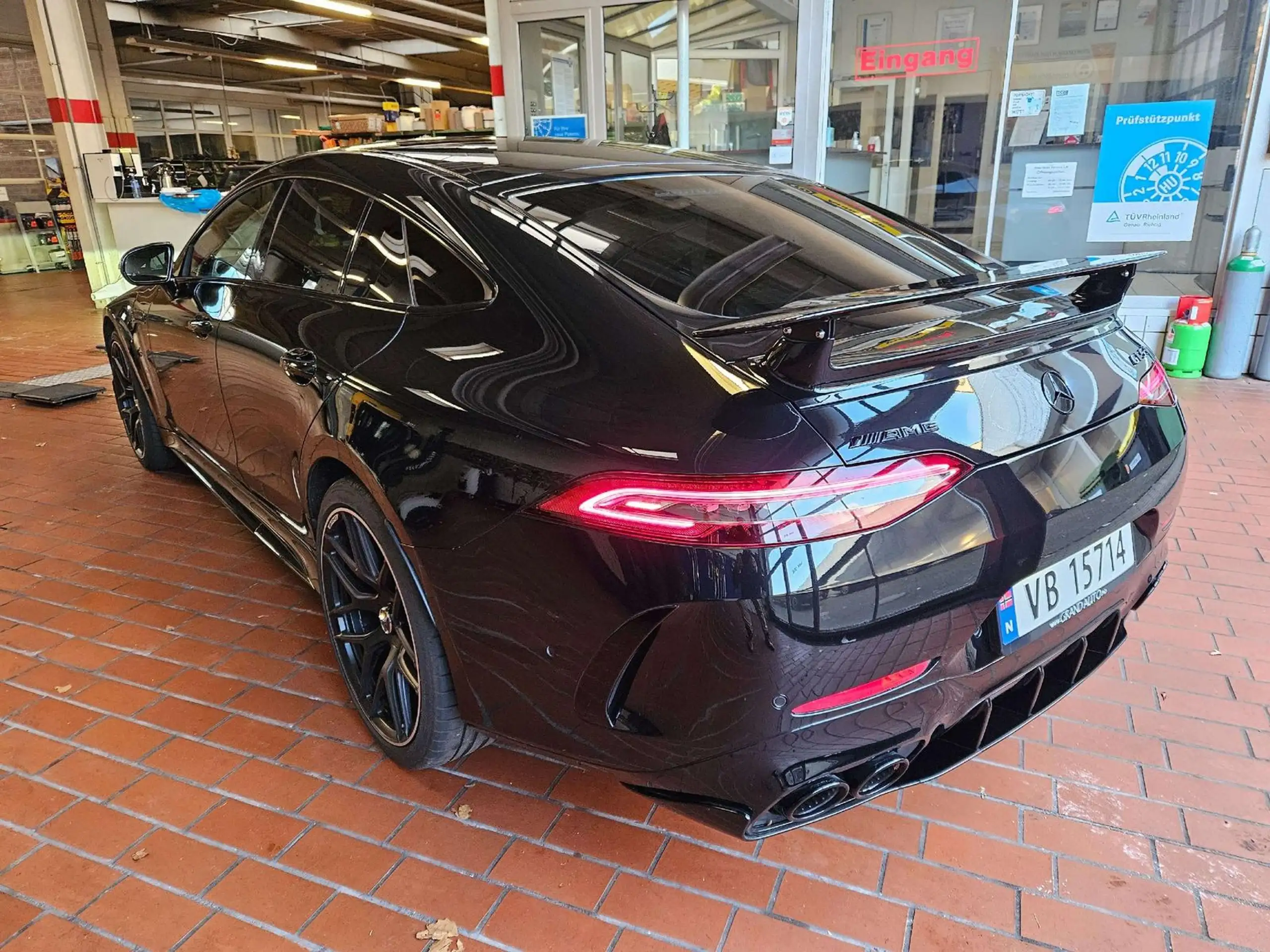 Mercedes-Benz - AMG GT