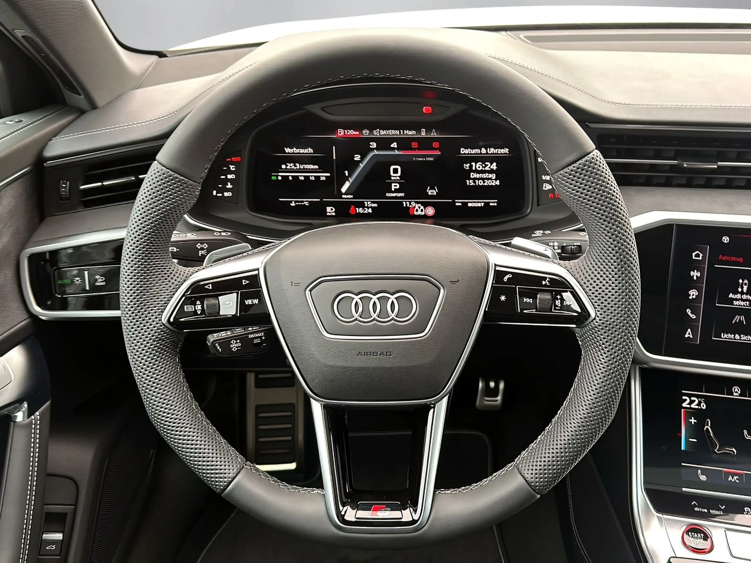 Audi - S6