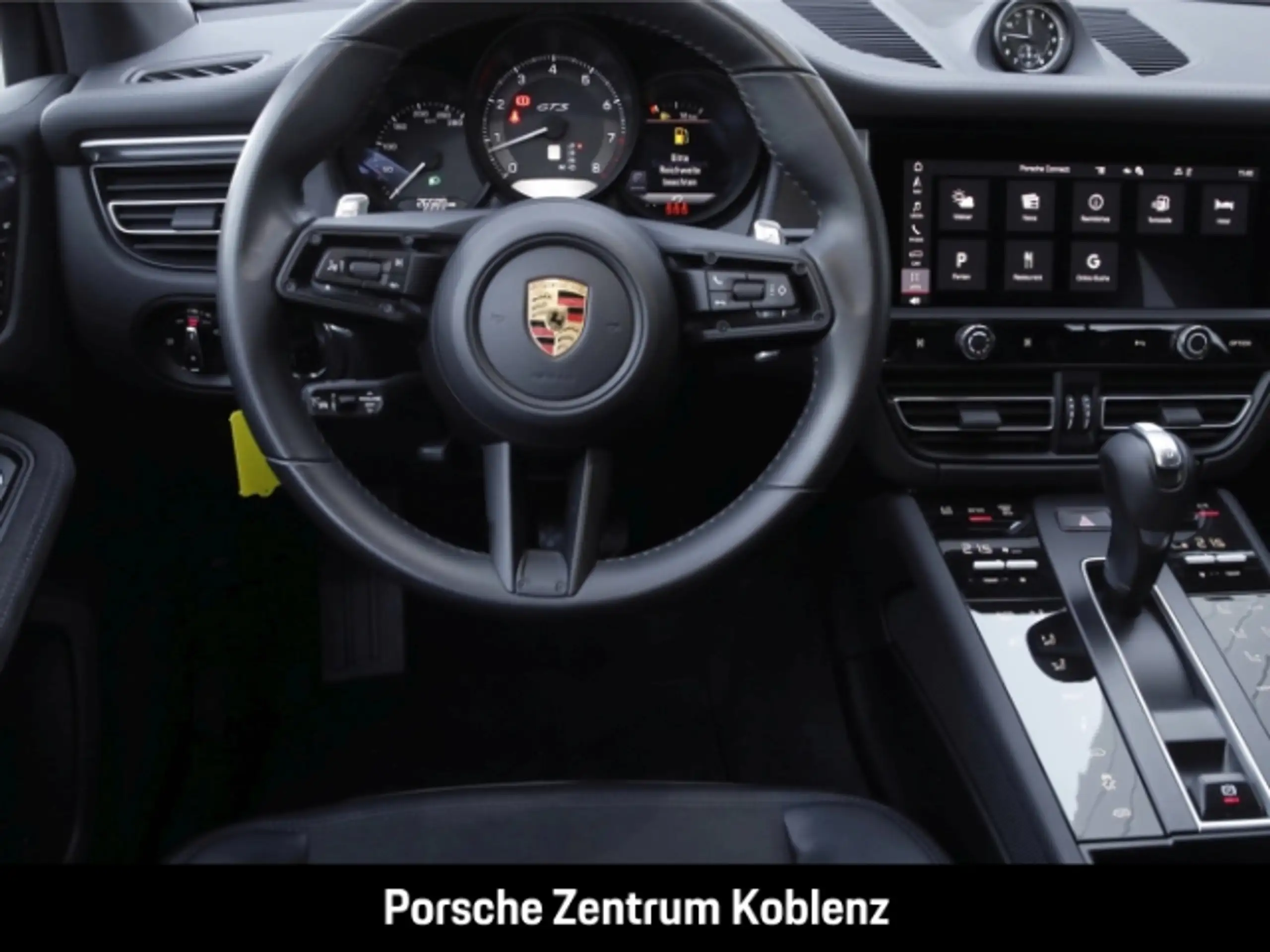 Porsche - Macan