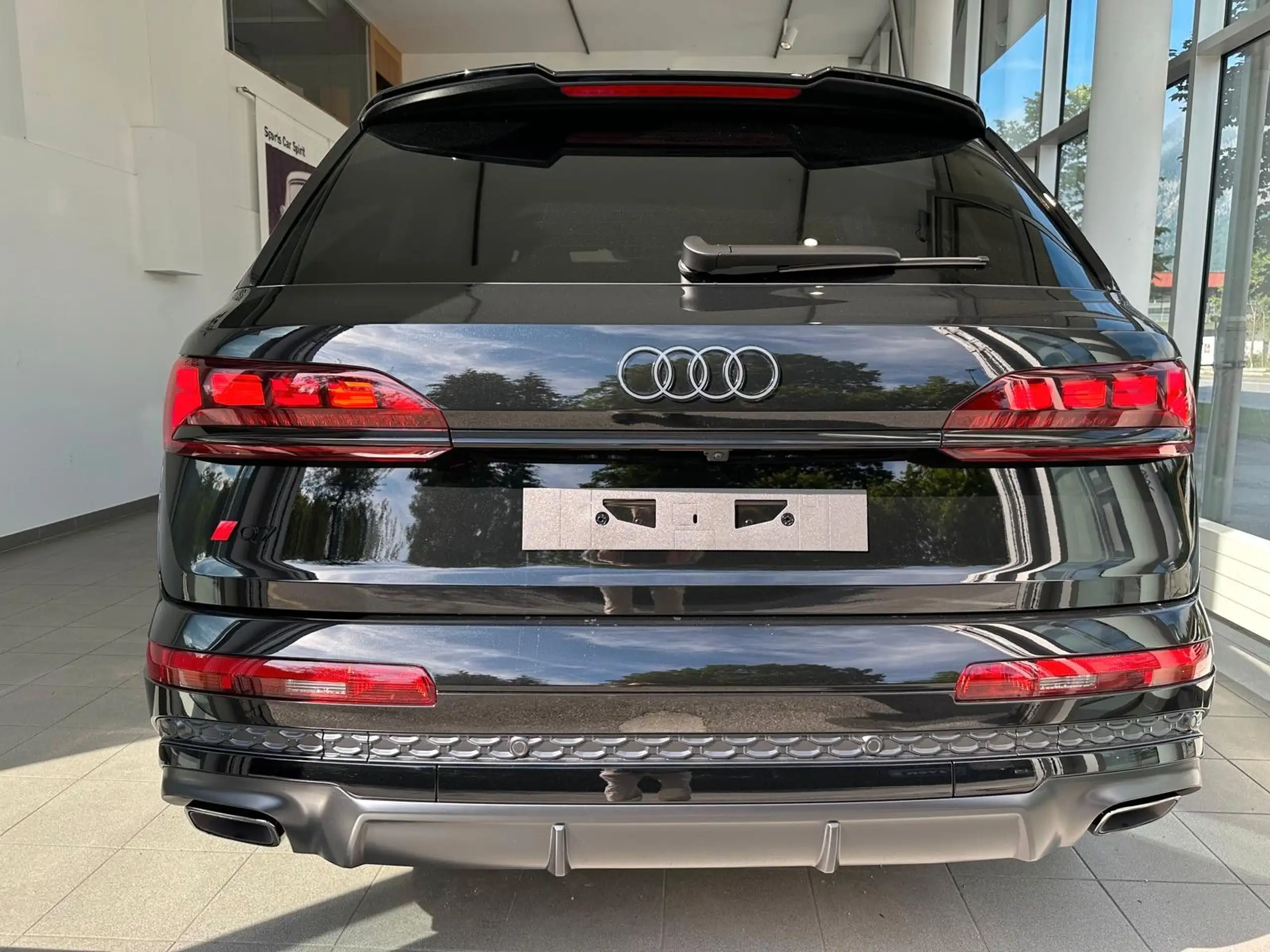 Audi - Q7