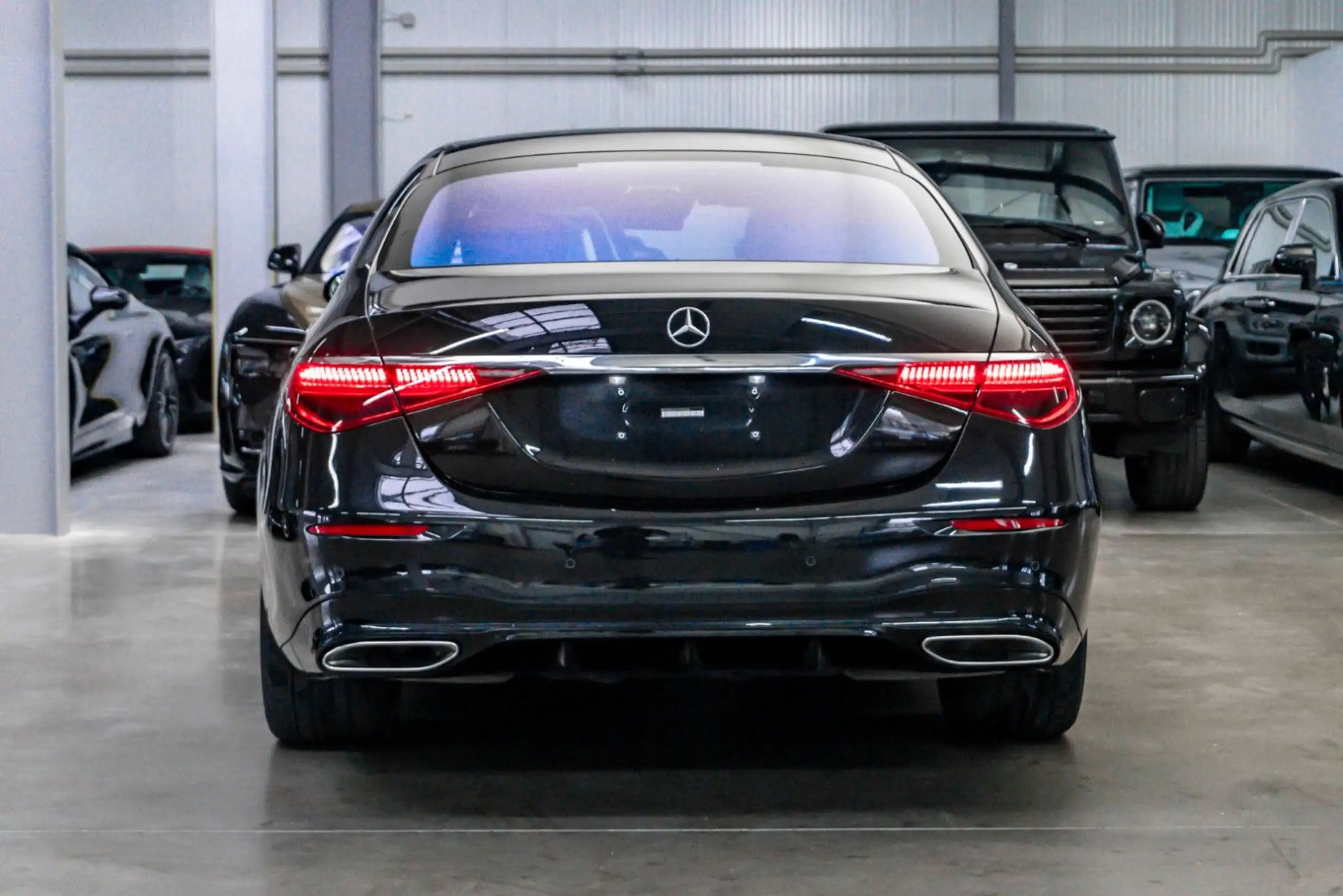 Mercedes-Benz - S 500