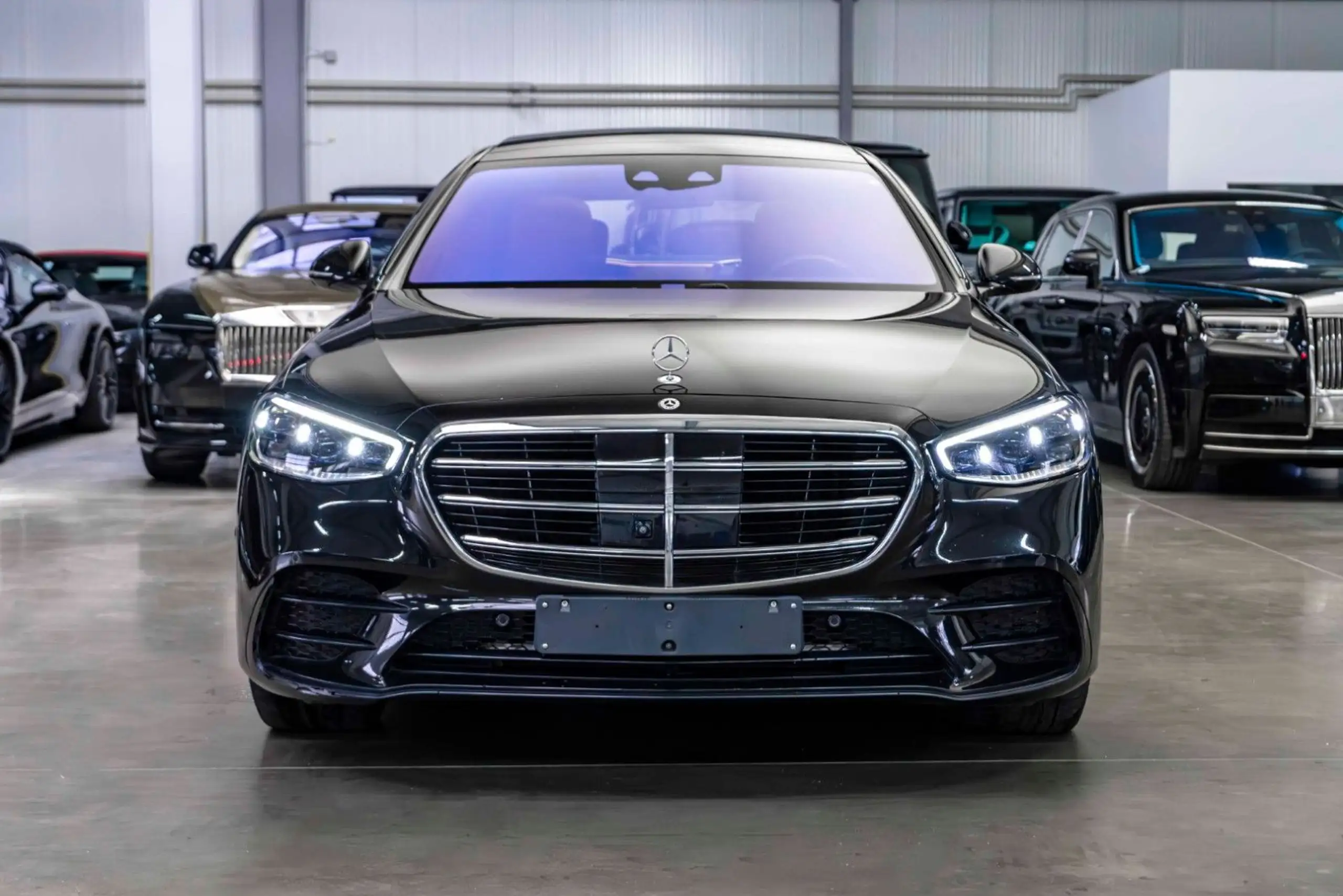 Mercedes-Benz - S 500