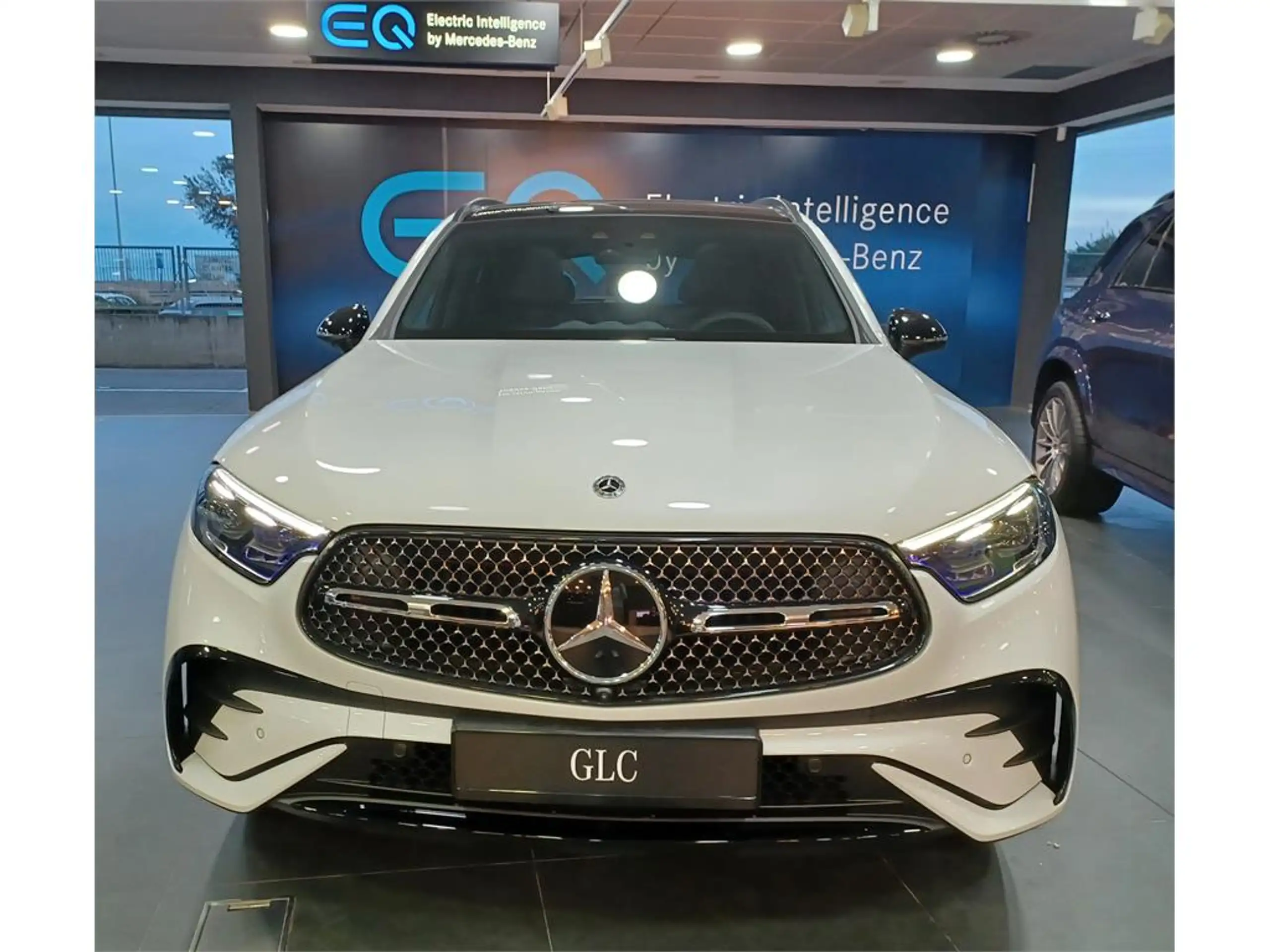 Mercedes-Benz - GLC 300