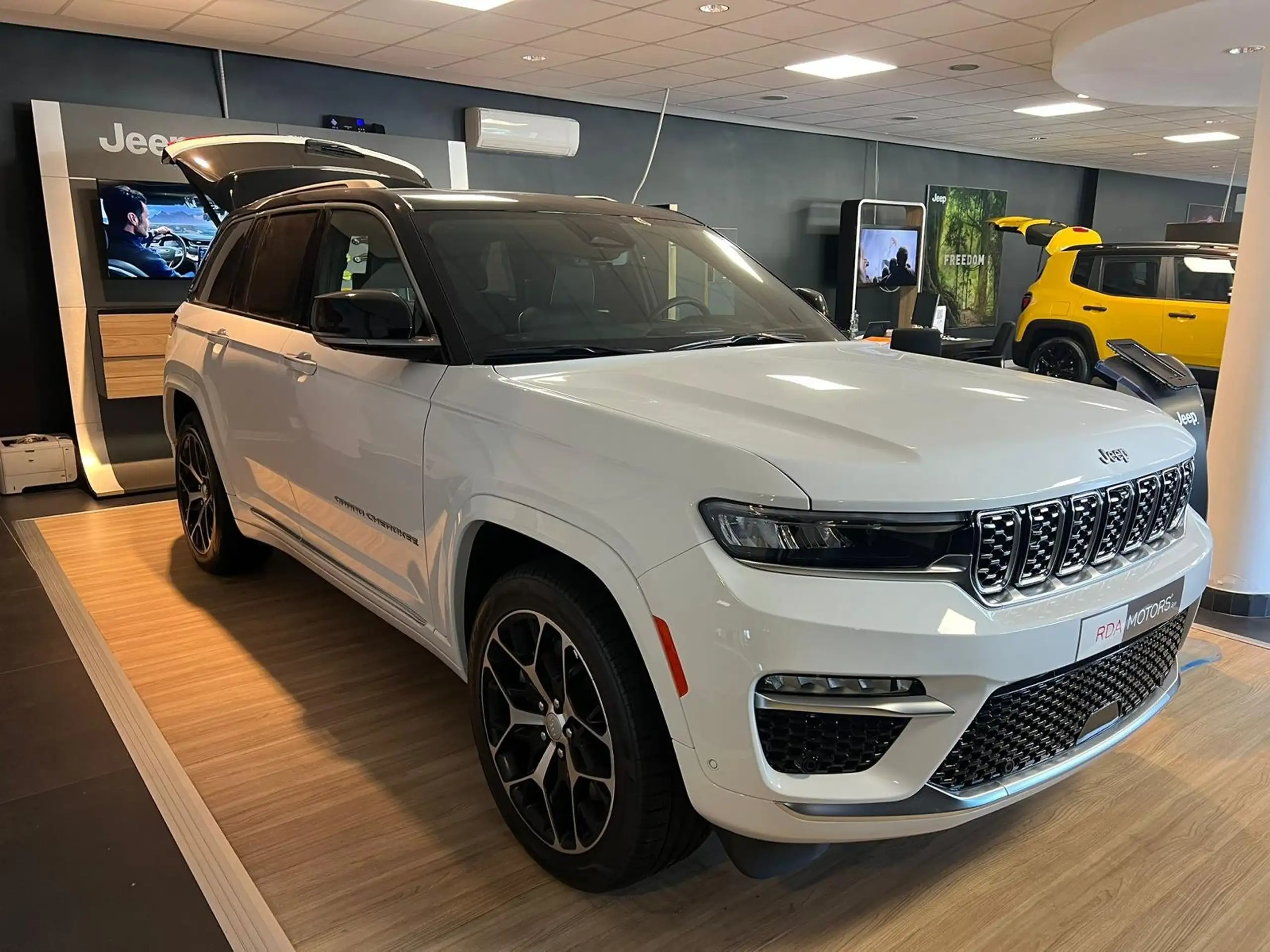 Jeep Grand Cherokee 2024