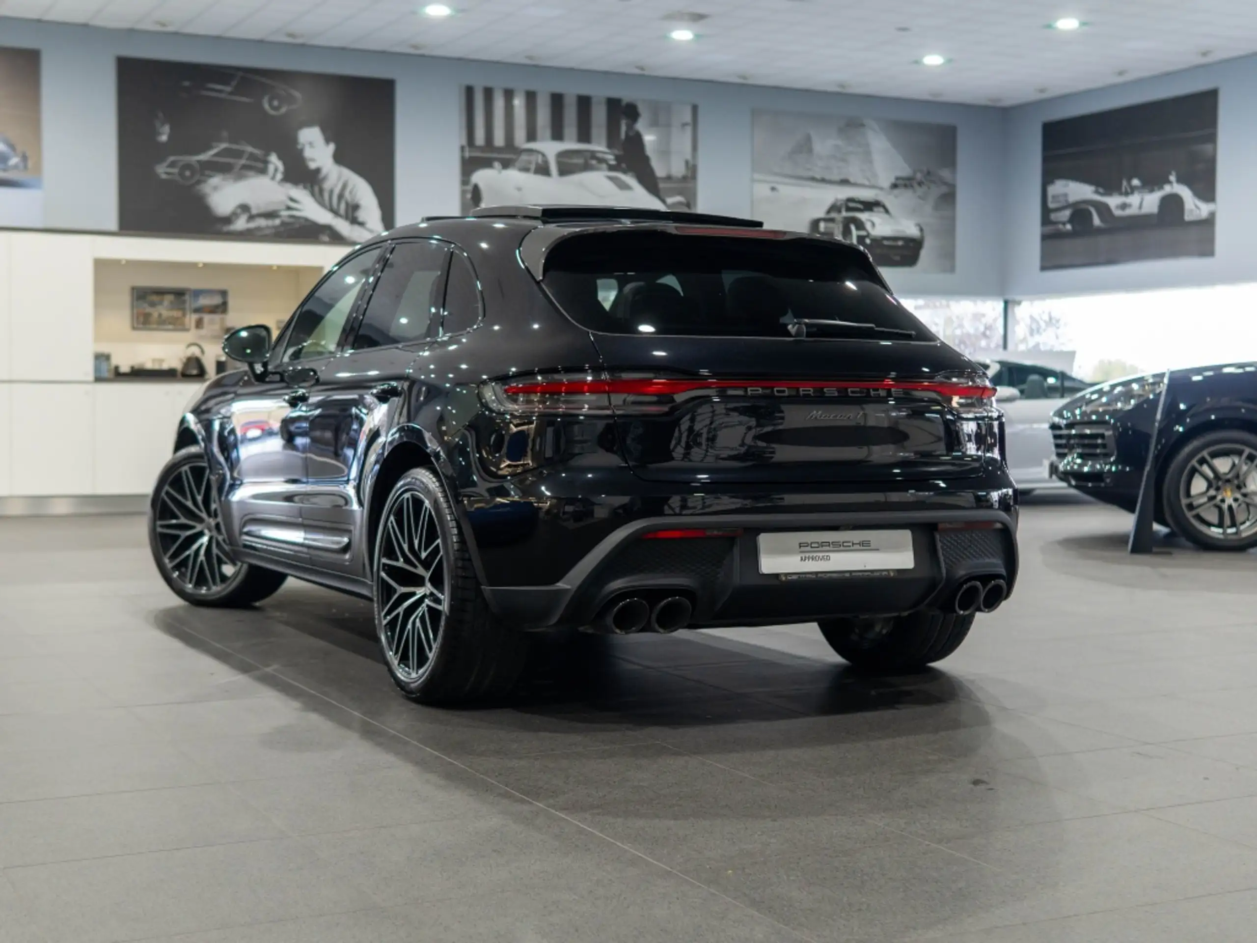 Porsche - Macan