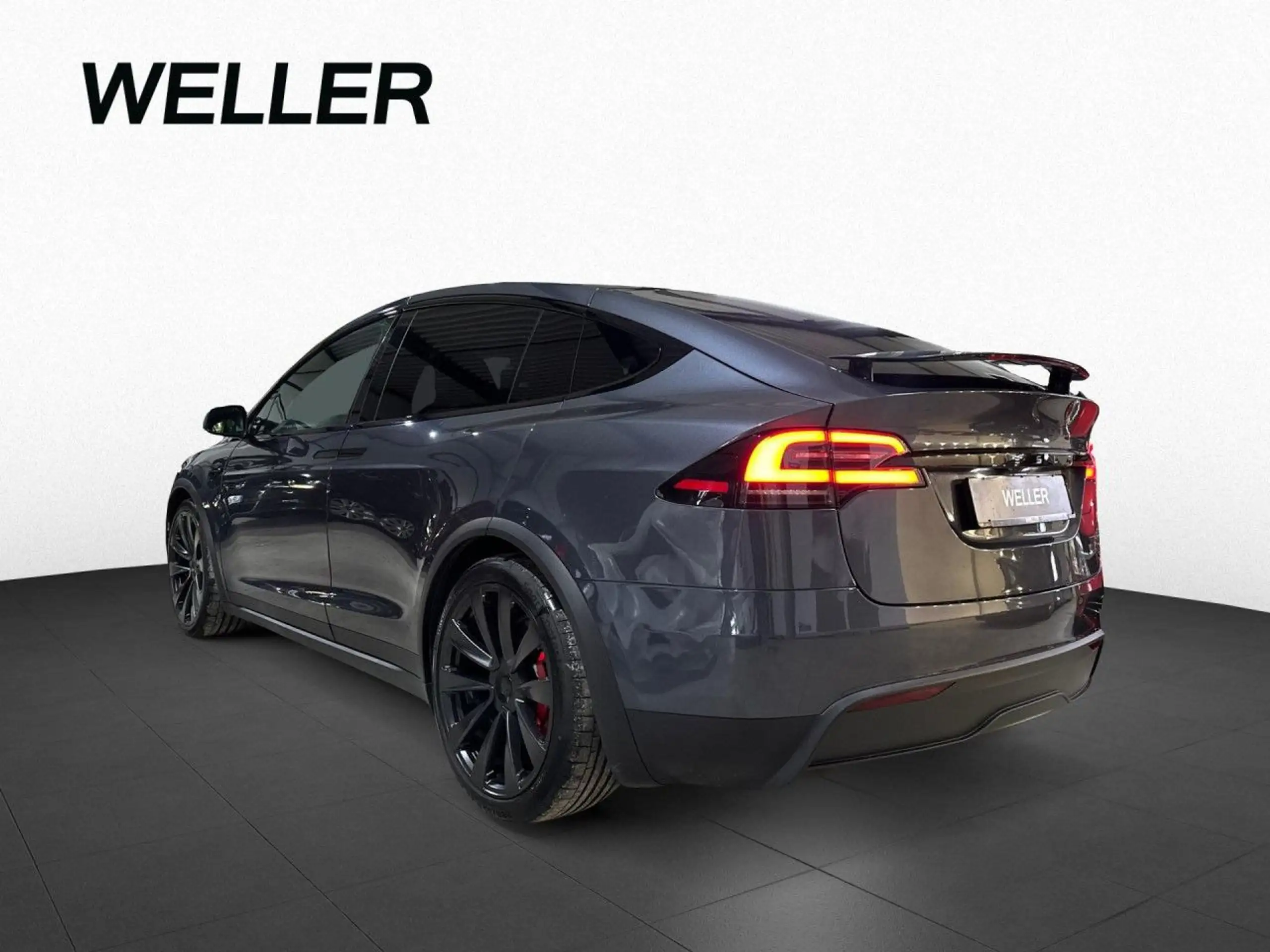 Tesla - Model X