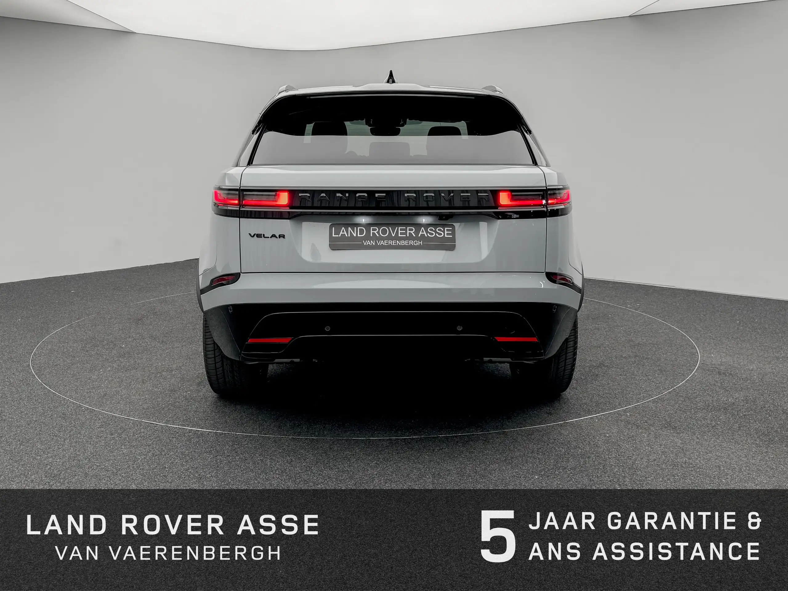 Land Rover - Range Rover Velar