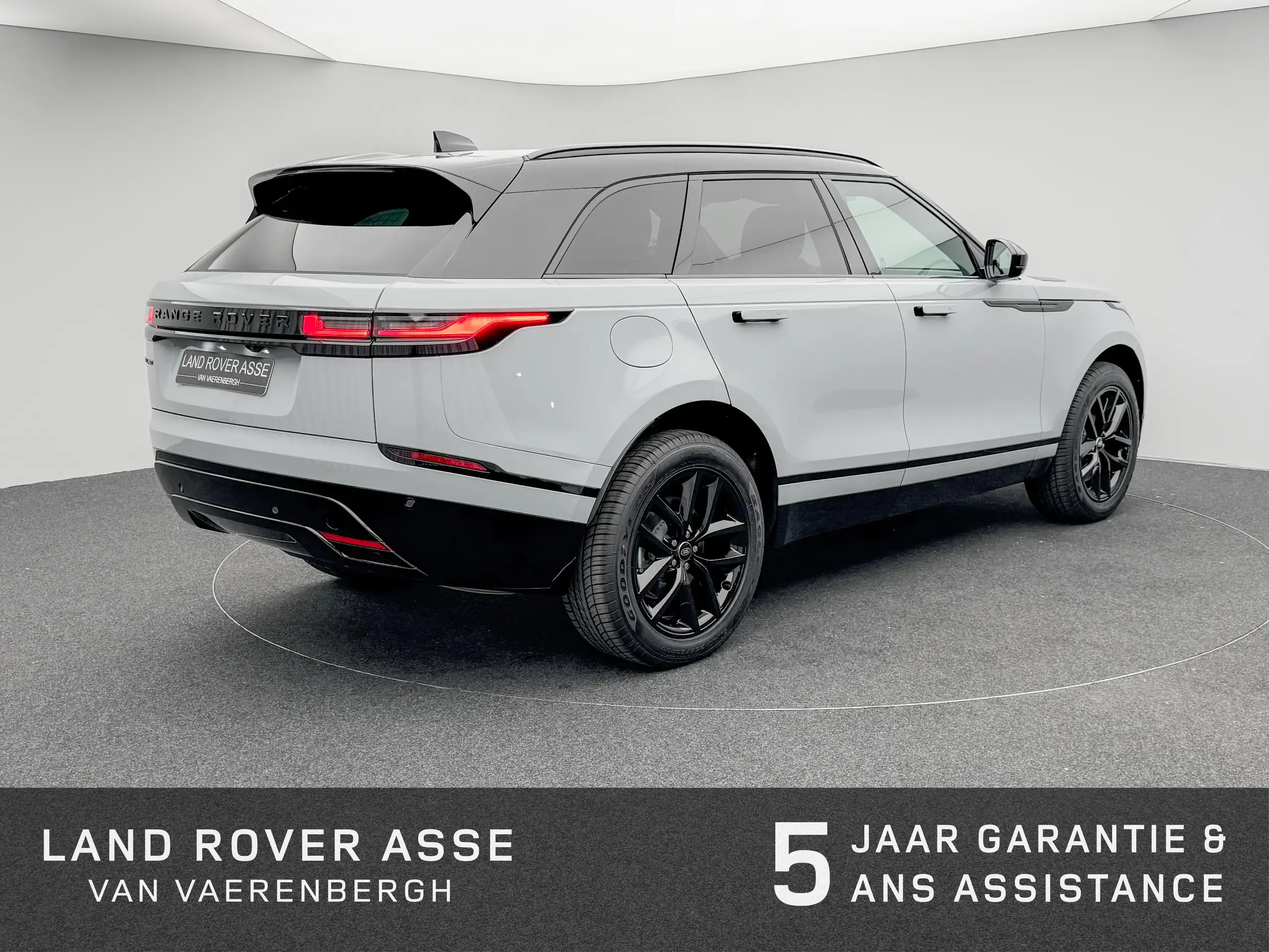 Land Rover - Range Rover Velar