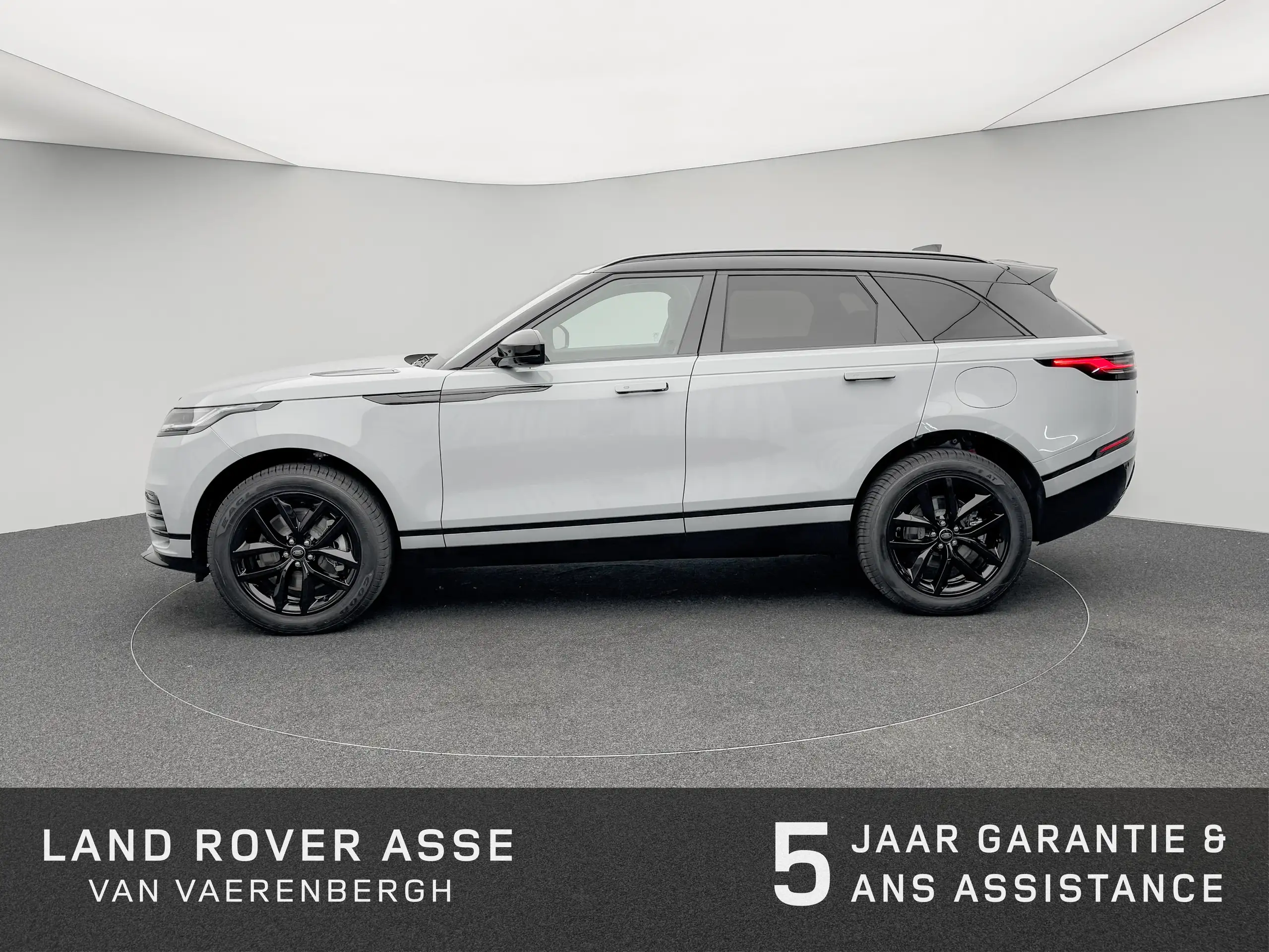 Land Rover - Range Rover Velar