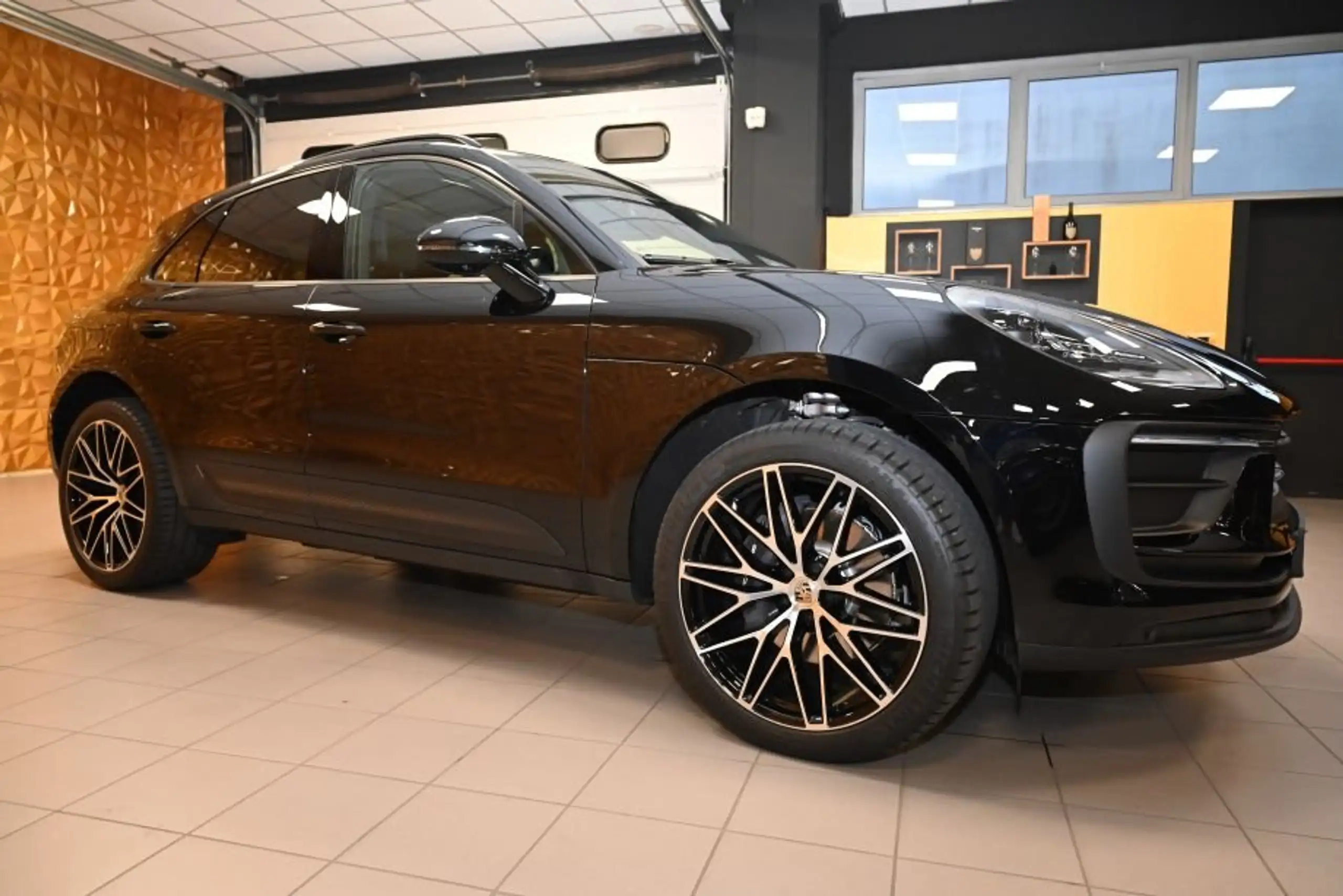 Porsche - Macan