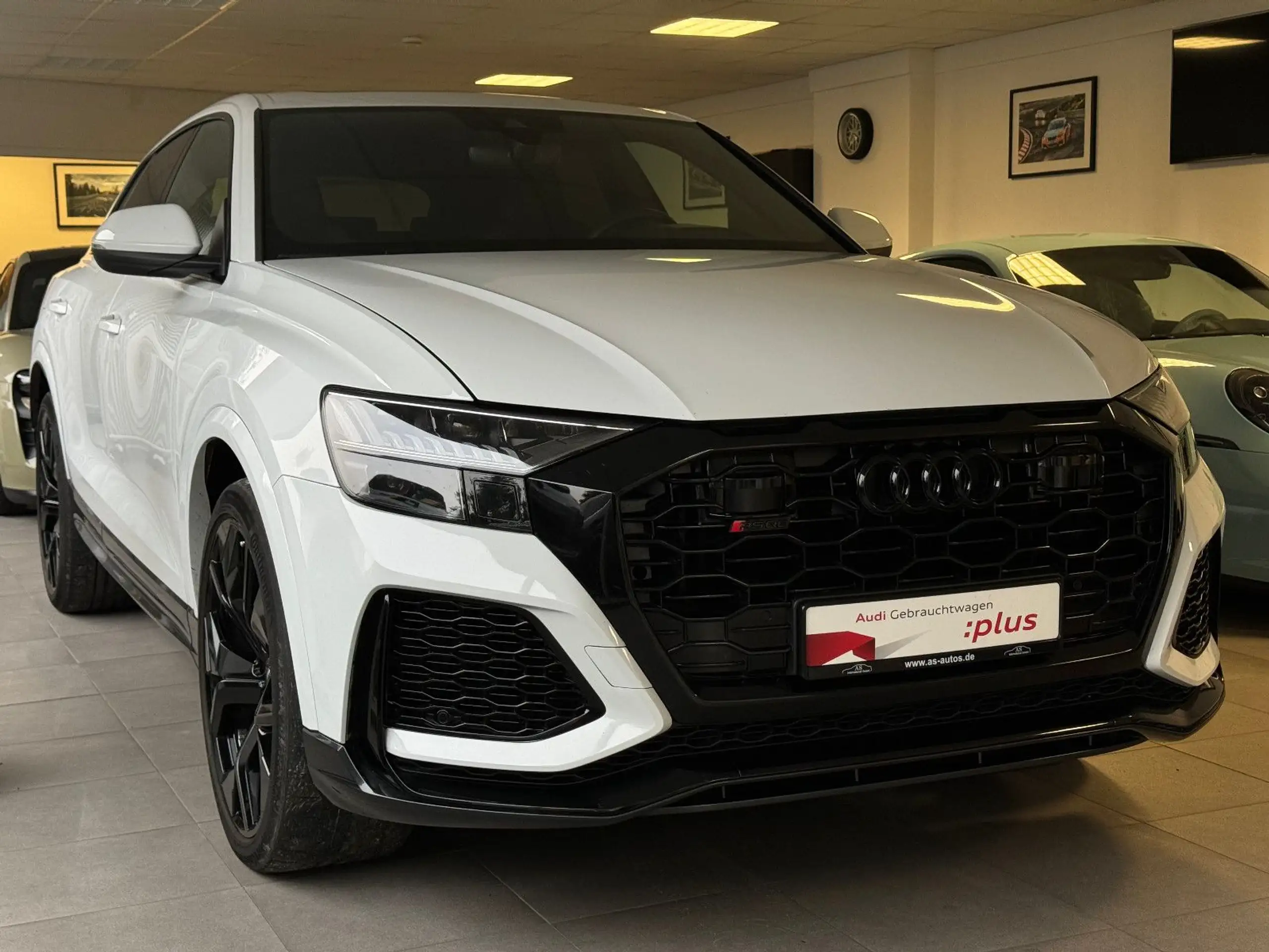 Audi - RS Q8