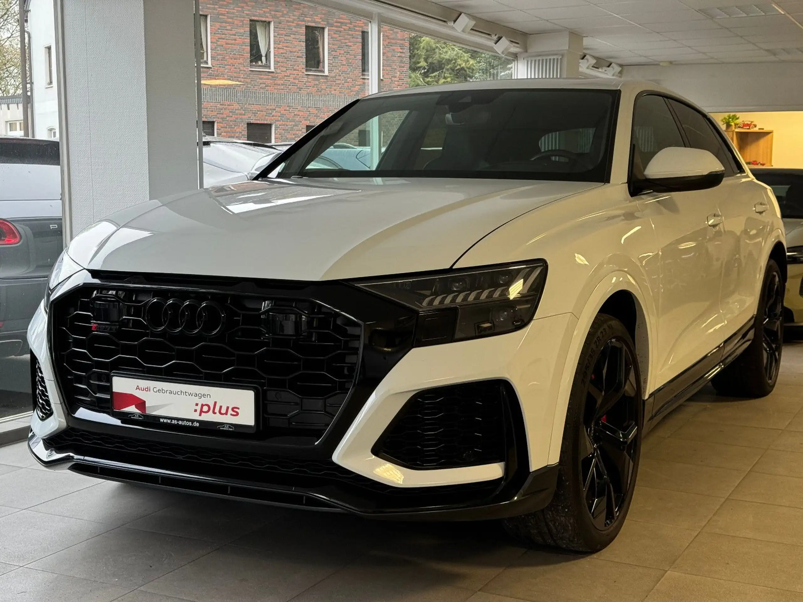 Audi - RS Q8