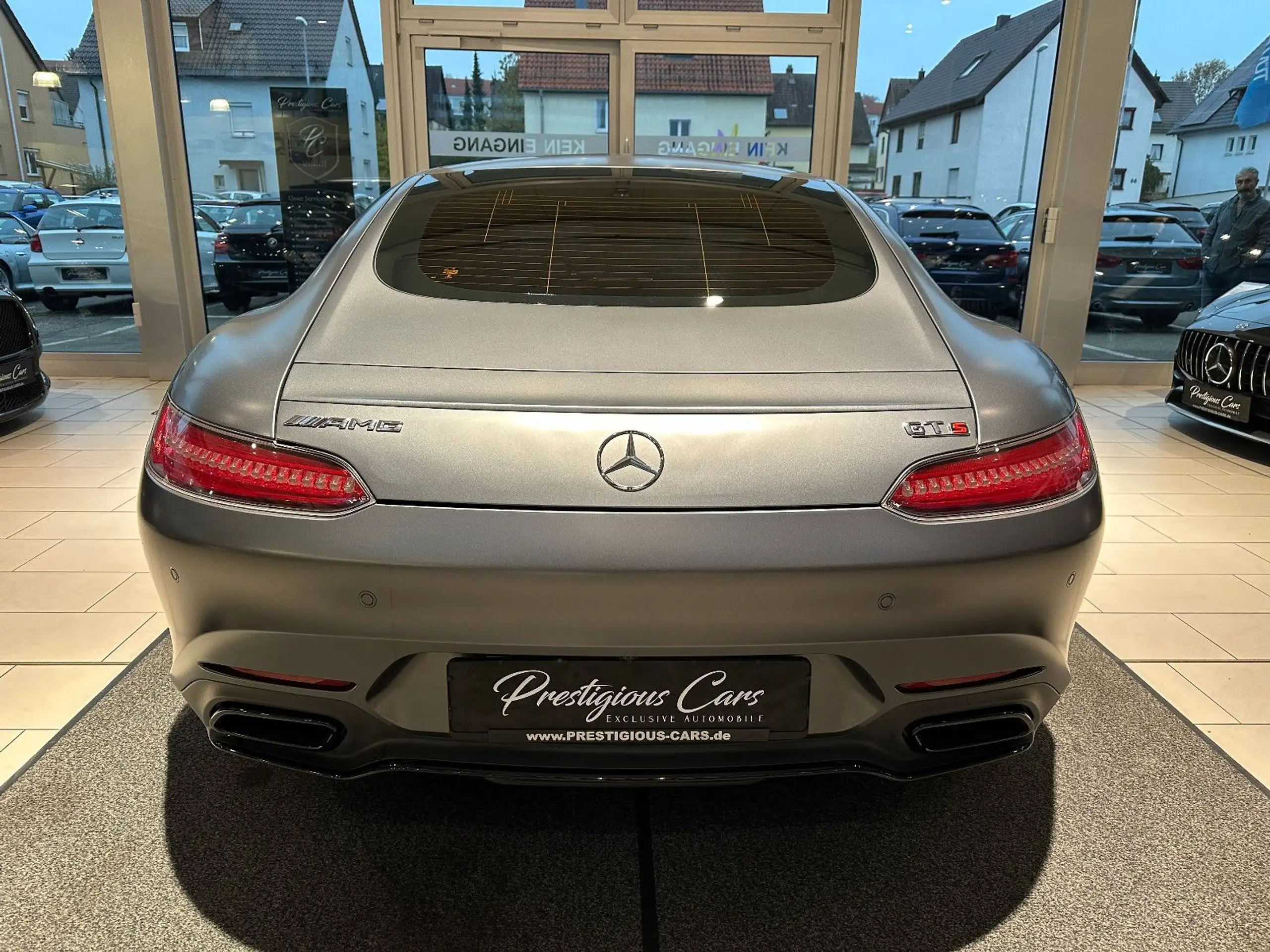 Mercedes-Benz - AMG GT