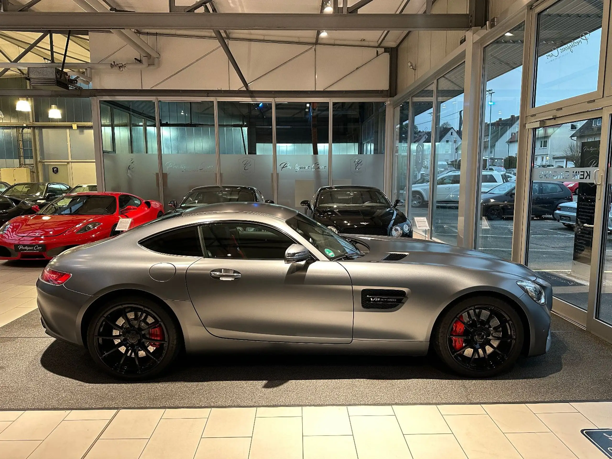 Mercedes-Benz - AMG GT